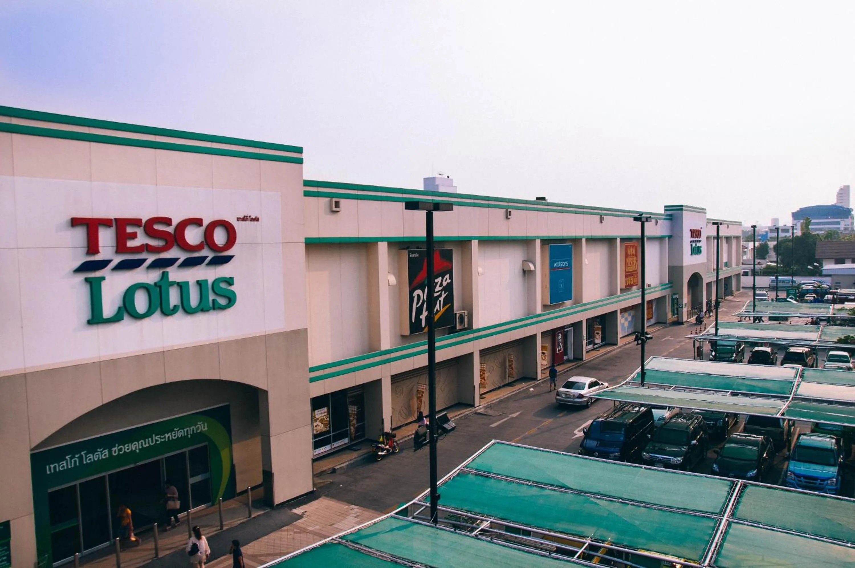 Nearby landmark, Property Building in Golden House @ On-nut Station