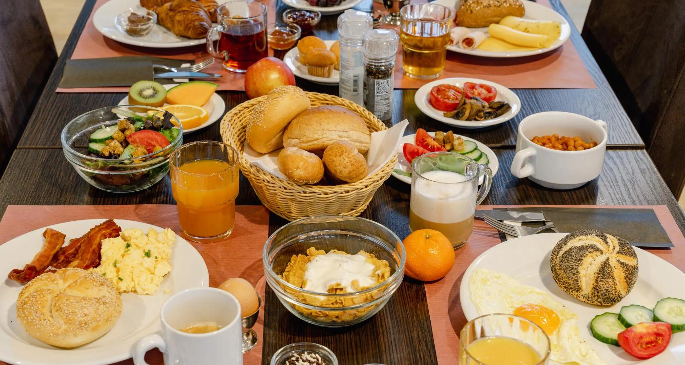 Breakfast in PLAZA Premium Almere