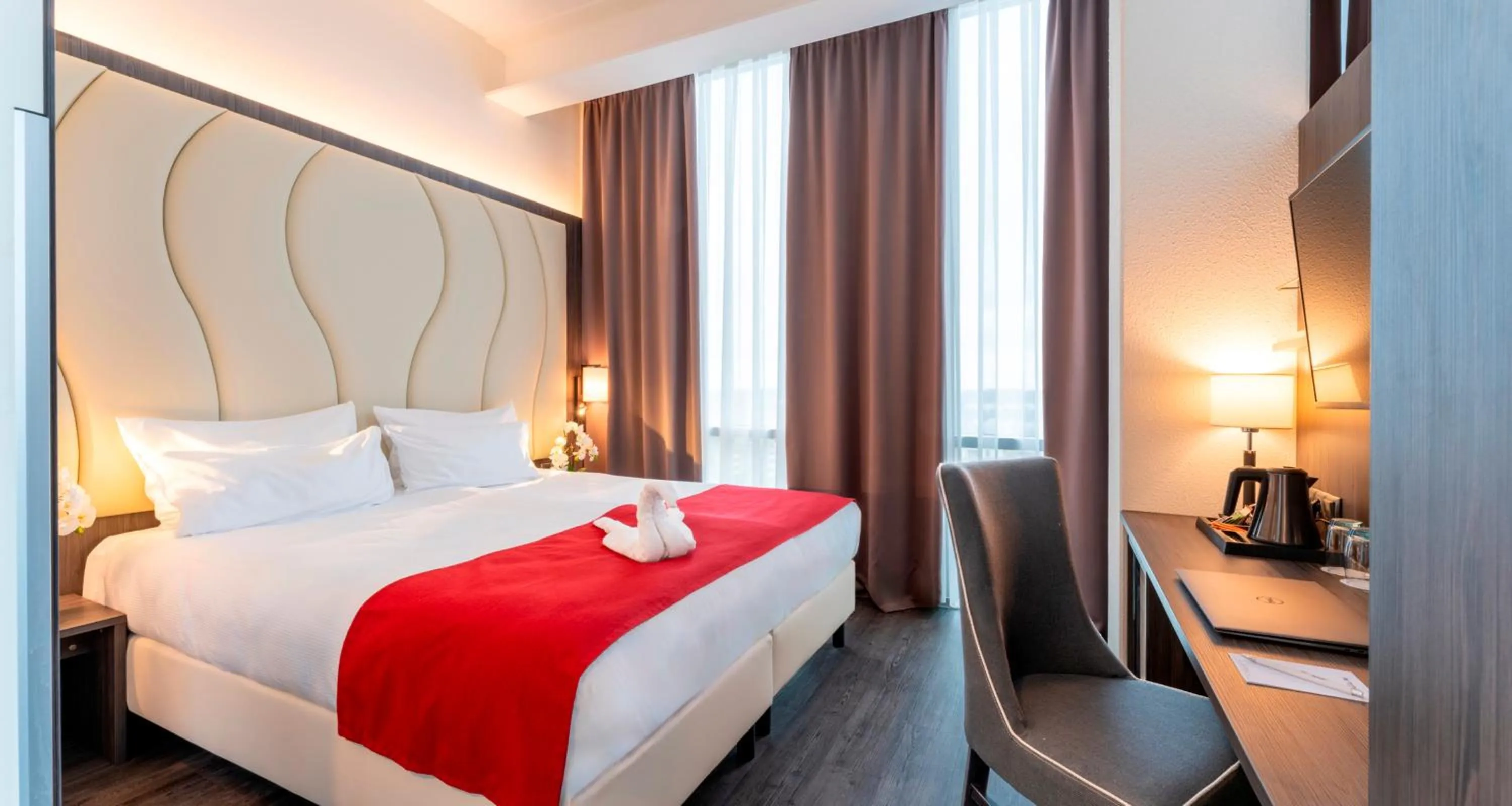 Photo of the whole room, Bed in PLAZA Premium Almere