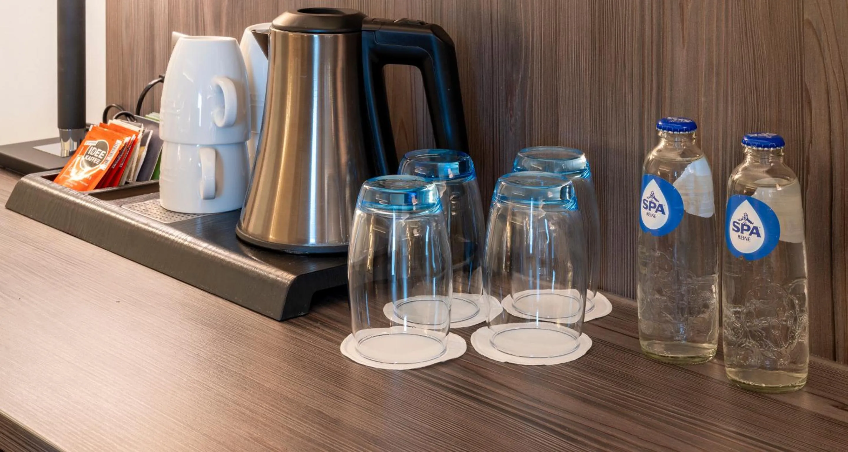 Coffee/tea facilities in PLAZA Premium Almere