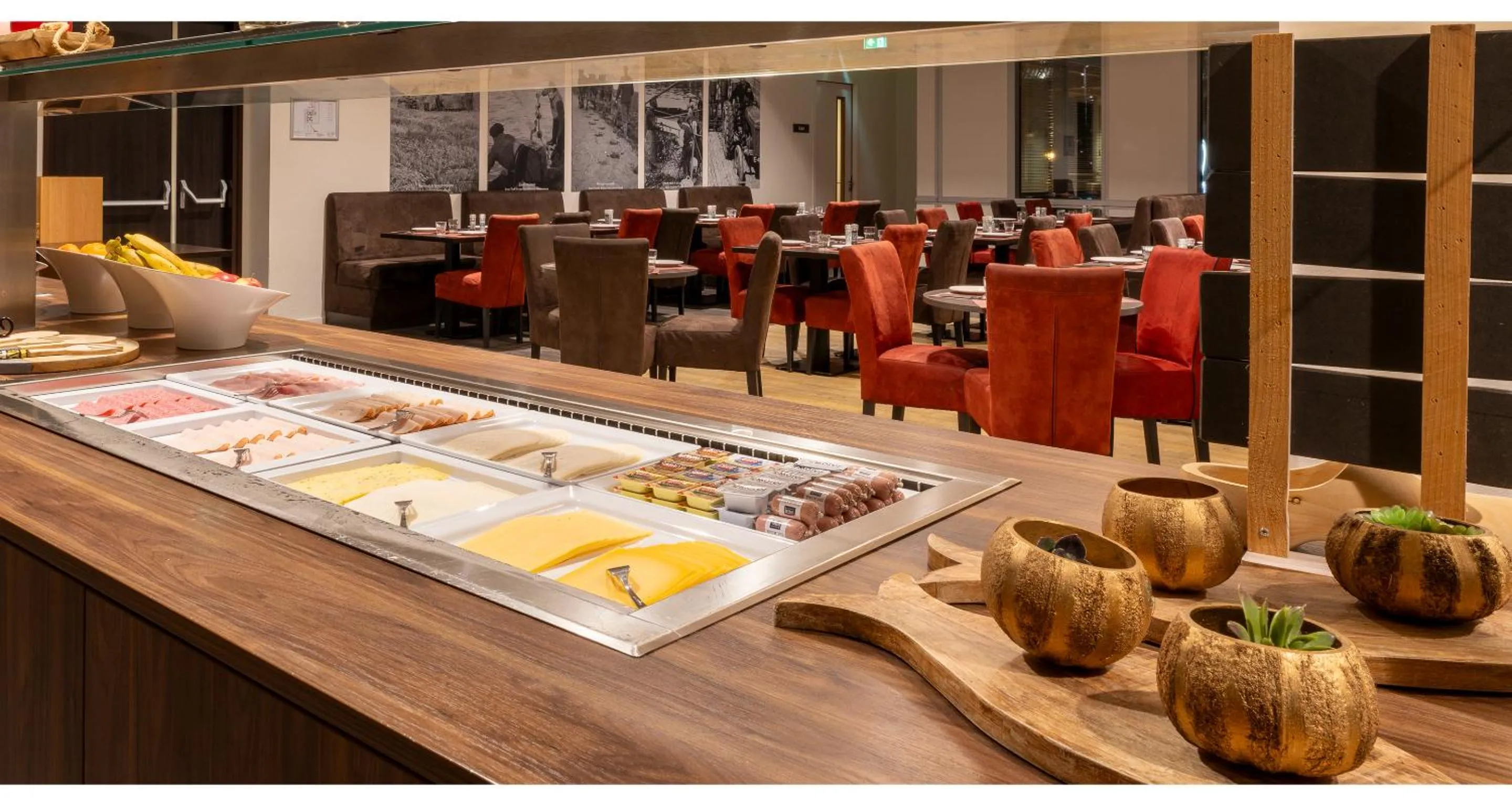 Buffet breakfast in PLAZA Premium Almere
