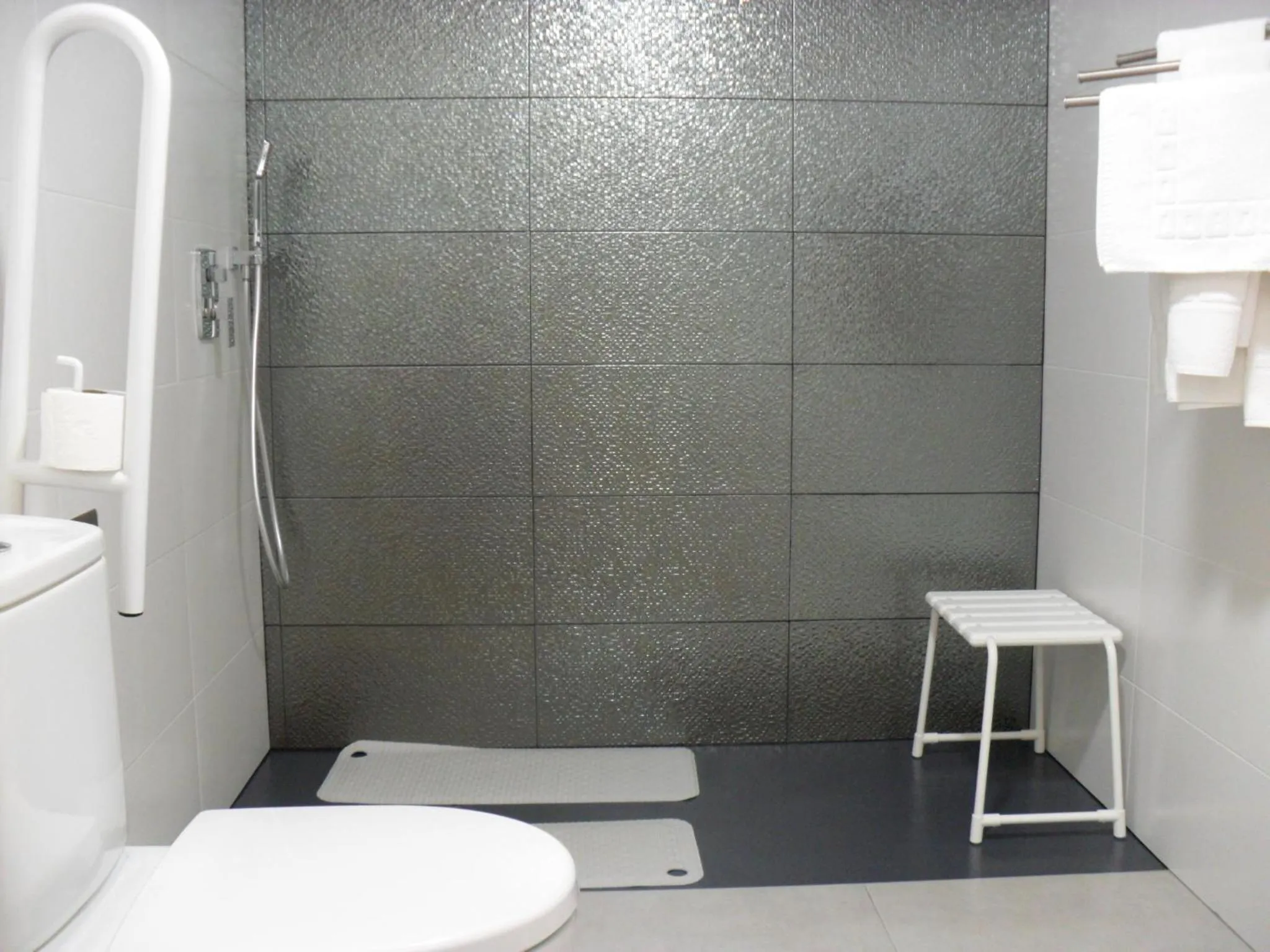 Bathroom in Hotel Lo Monte