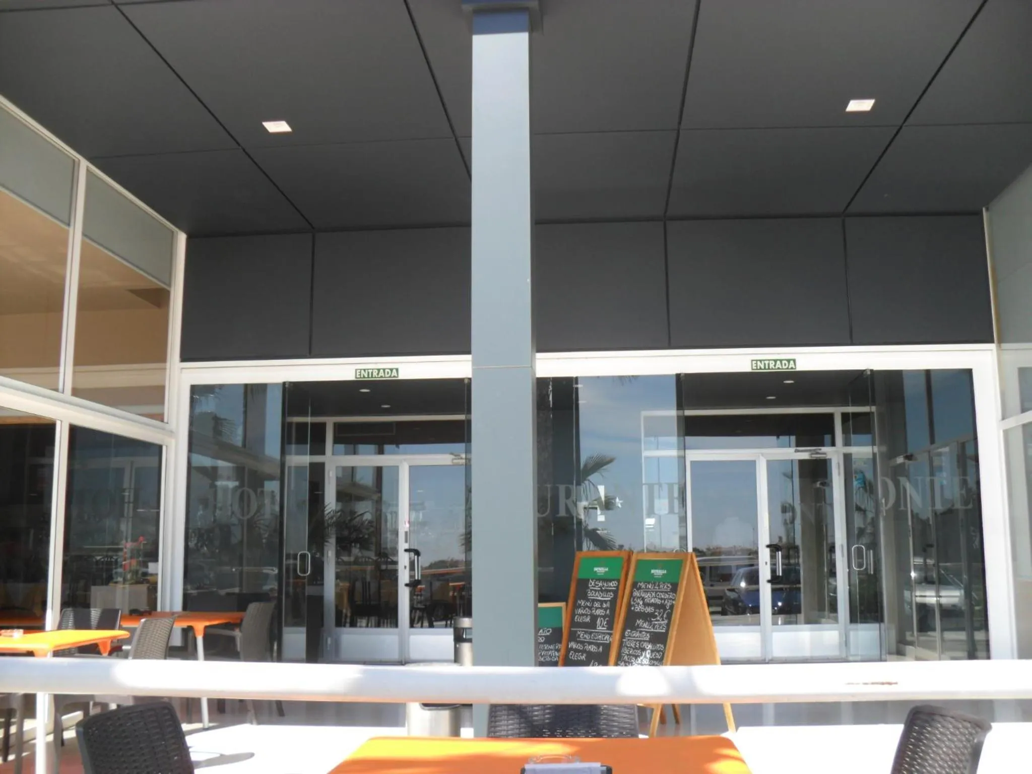 Facade/entrance in Hotel Lo Monte