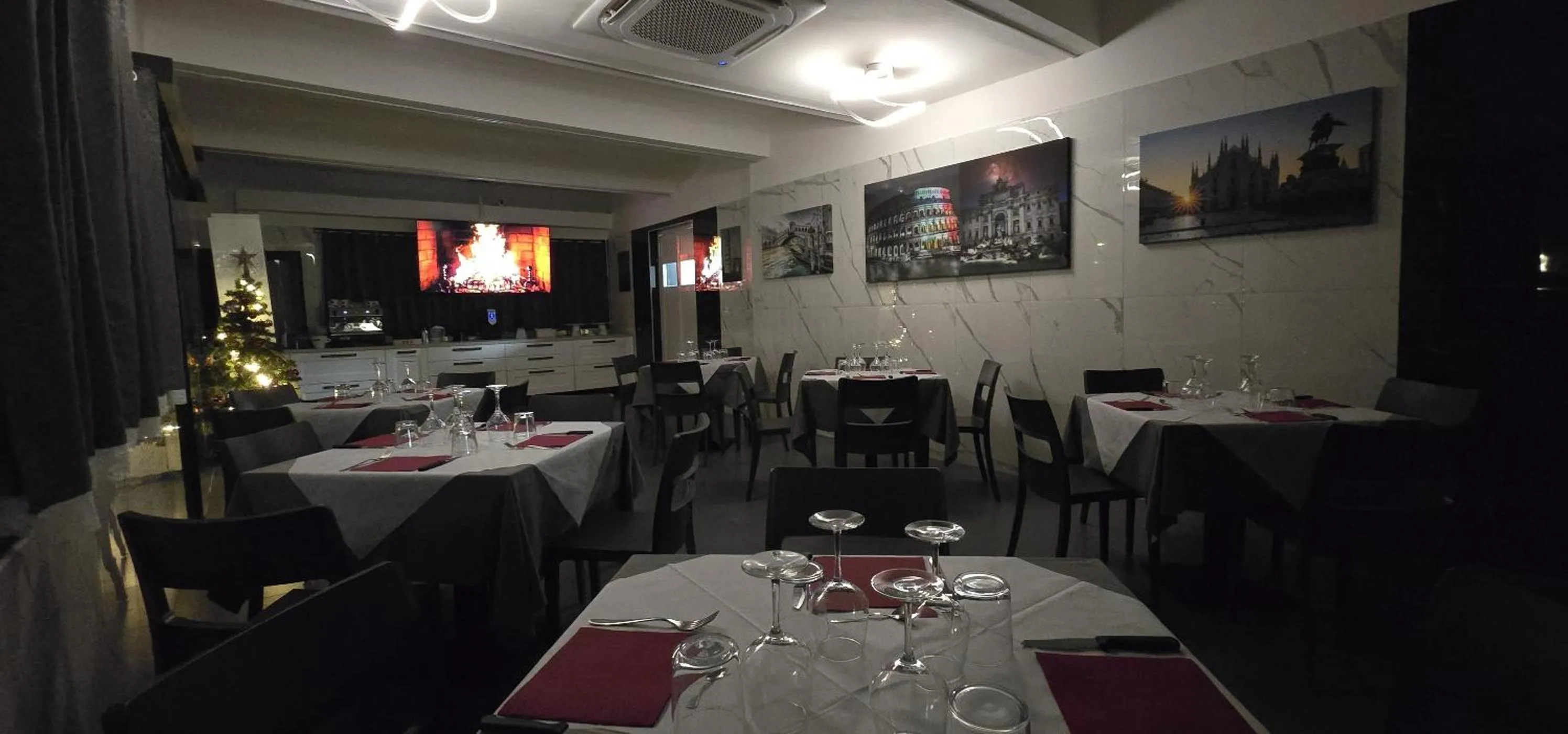 Restaurant/places to eat in Hotel La Torre