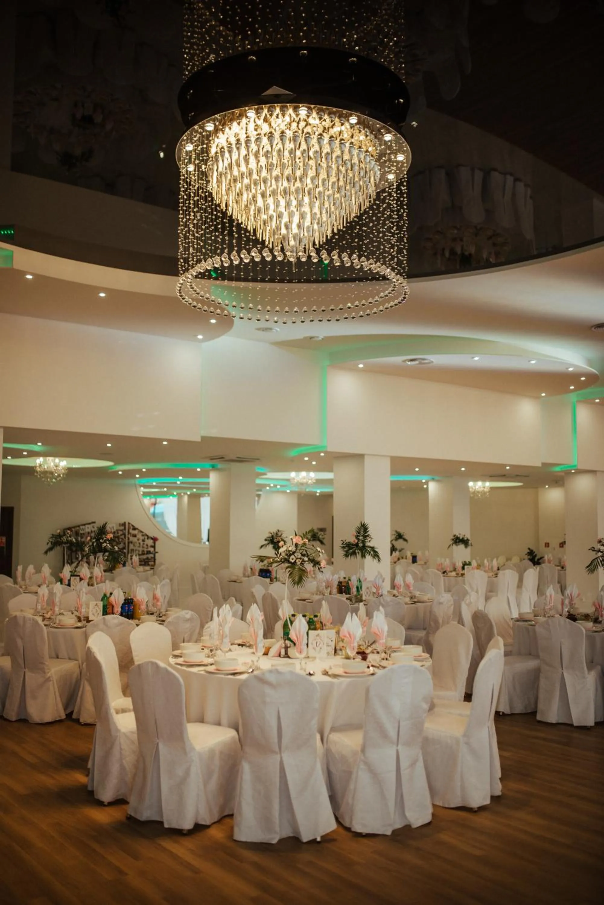 Restaurant/places to eat in Centrum Bankietowo - Hotelowe "Perła"