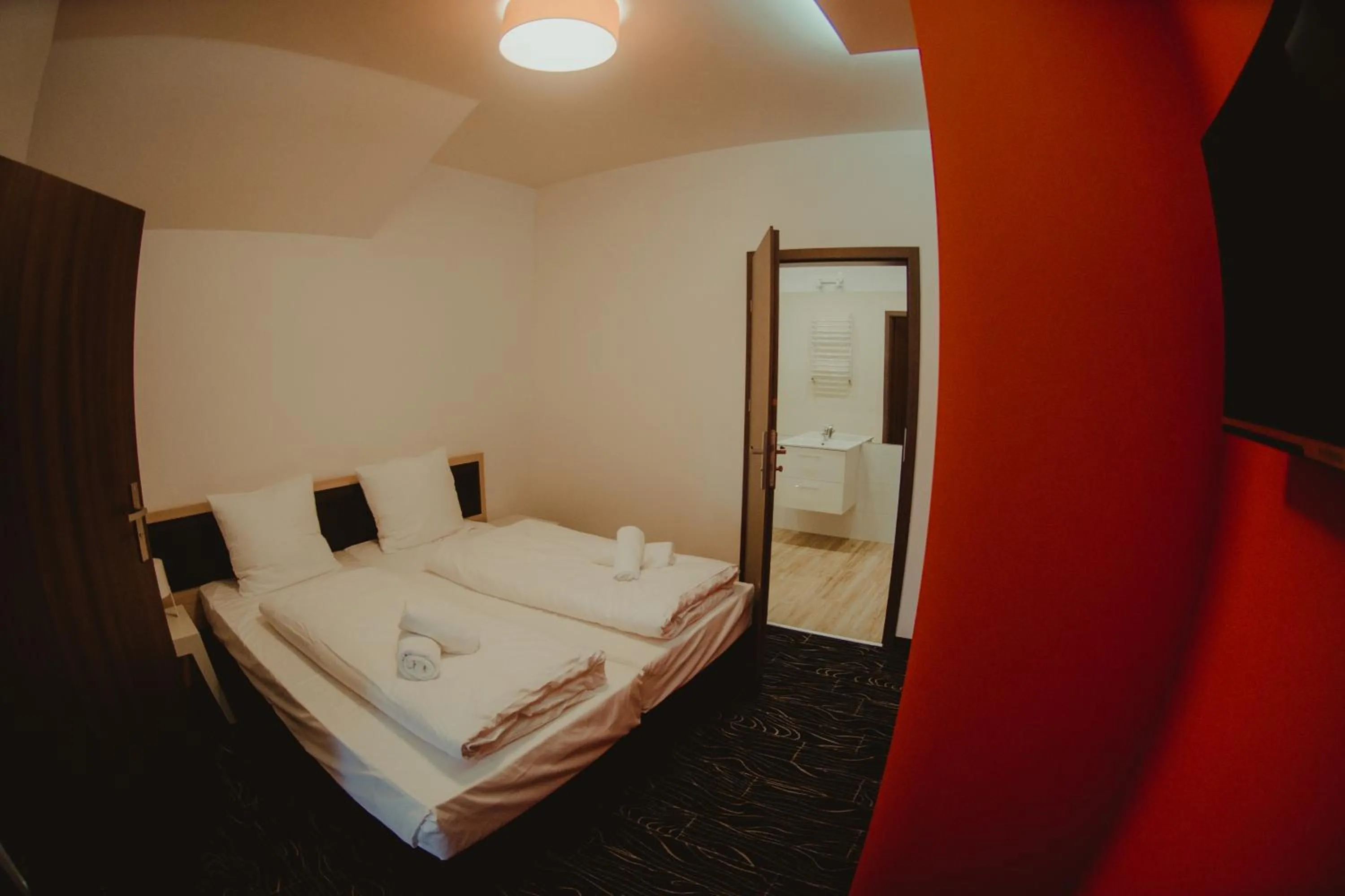 Bed in Centrum Bankietowo - Hotelowe "Perła"