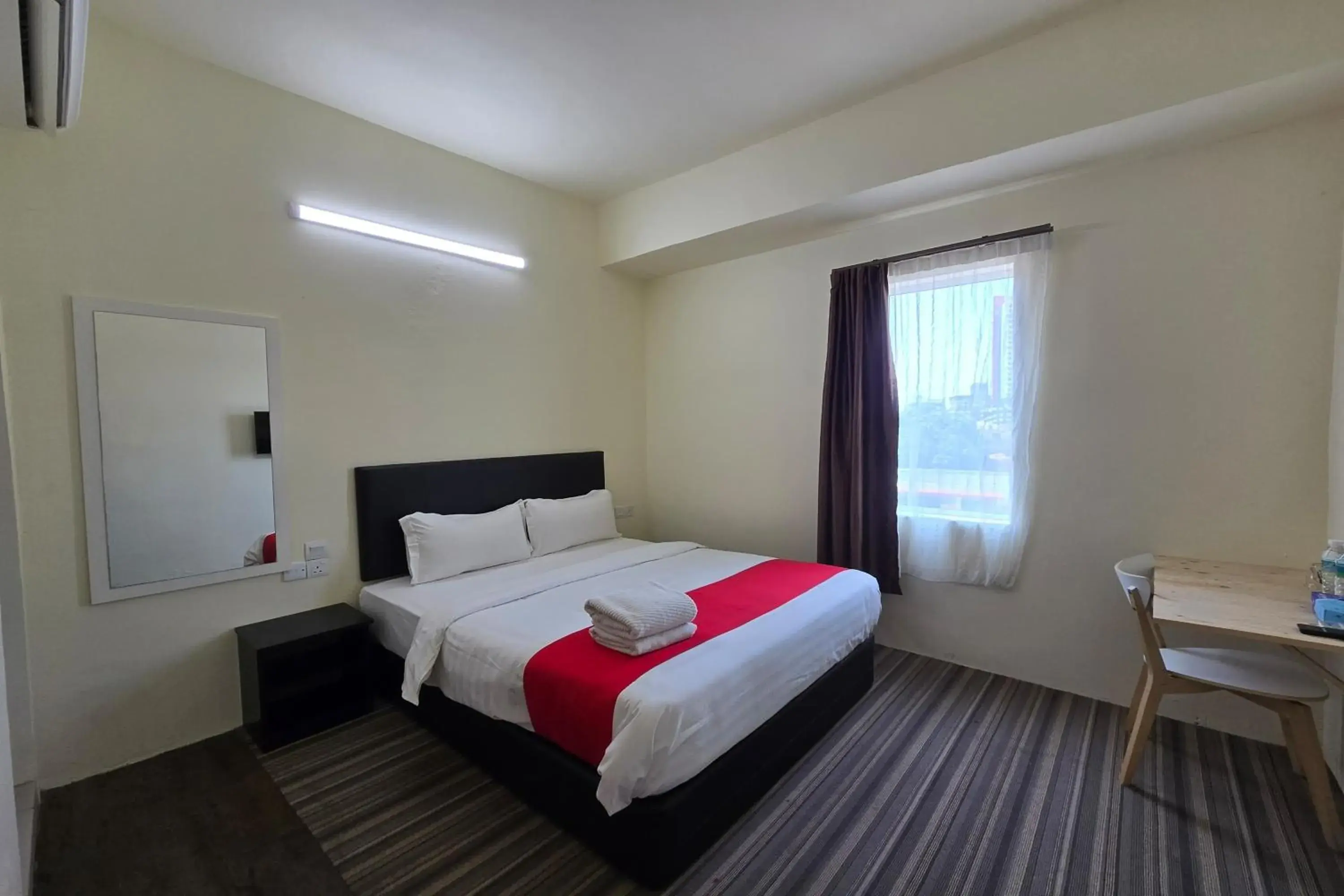 Deluxe Queen Room in Hotel Seri Warisan Melaka, Stadium Hang Tuah Deluxe Queen Room in Hotel Seri Warisan Melaka, Stadium Hang Tuah