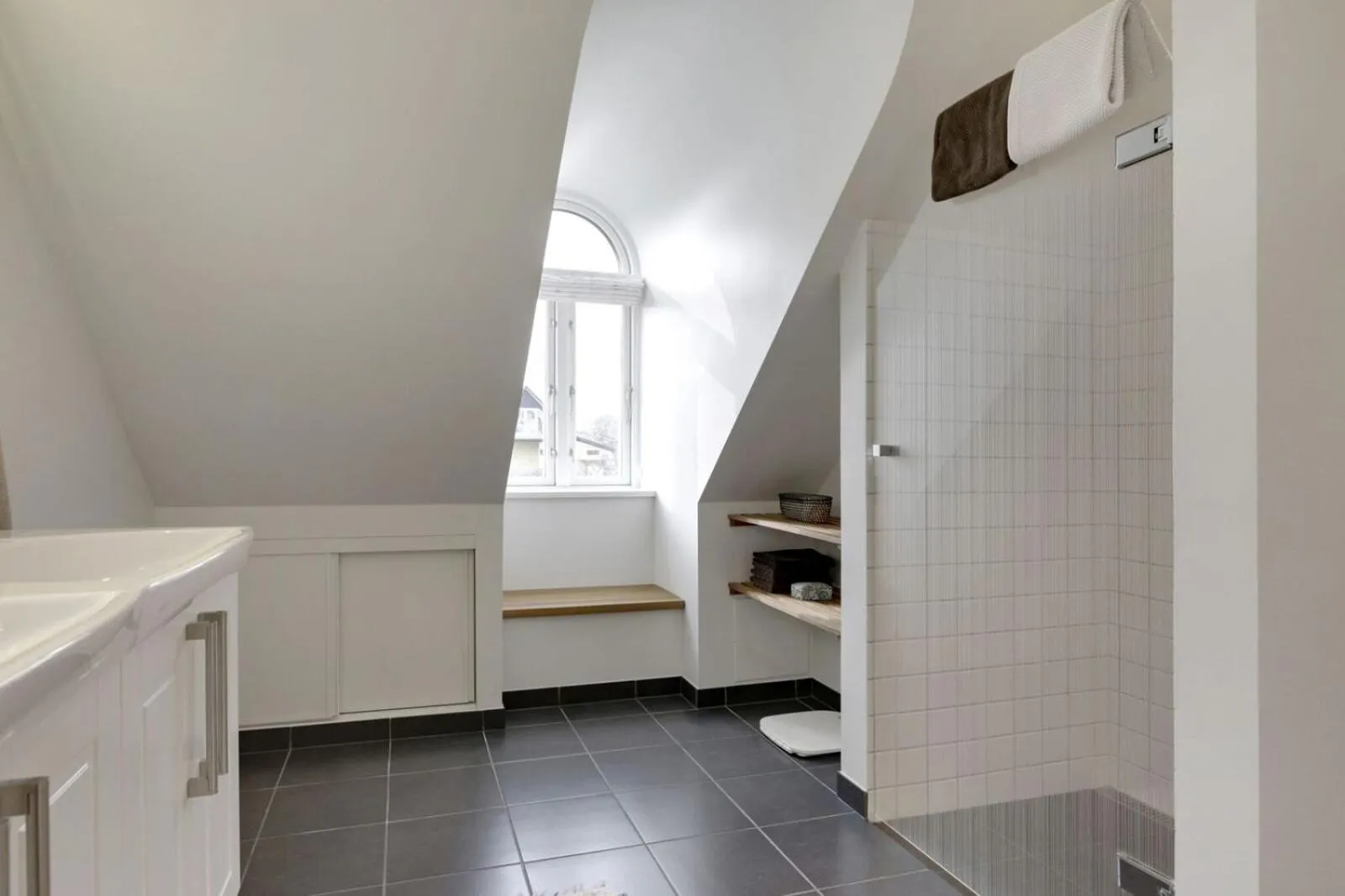 Toilet, Bed in Troense Bed and Breakfast by the sea