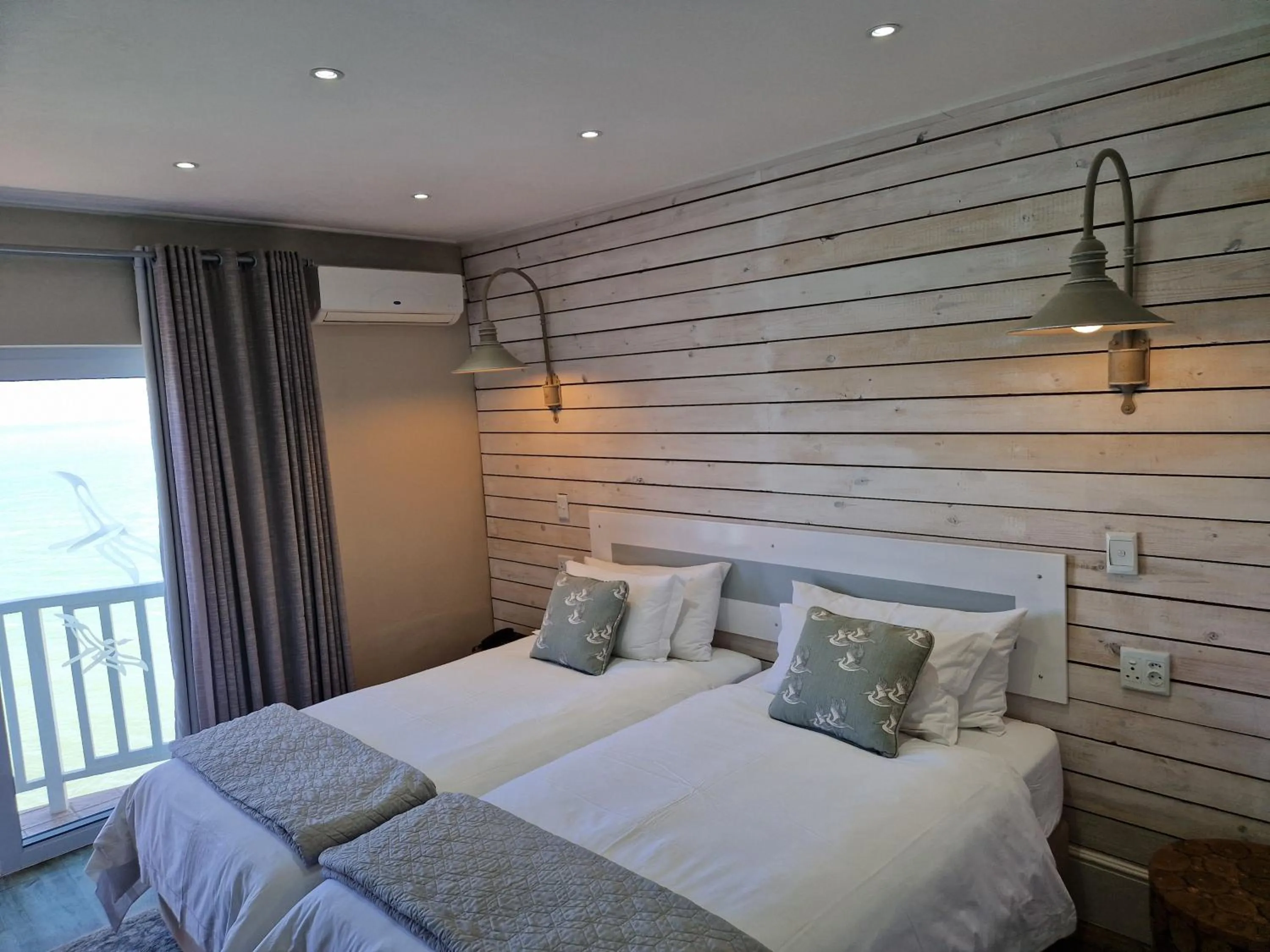 Balcony/Terrace, Bed in Lüderitz Nest Hotel