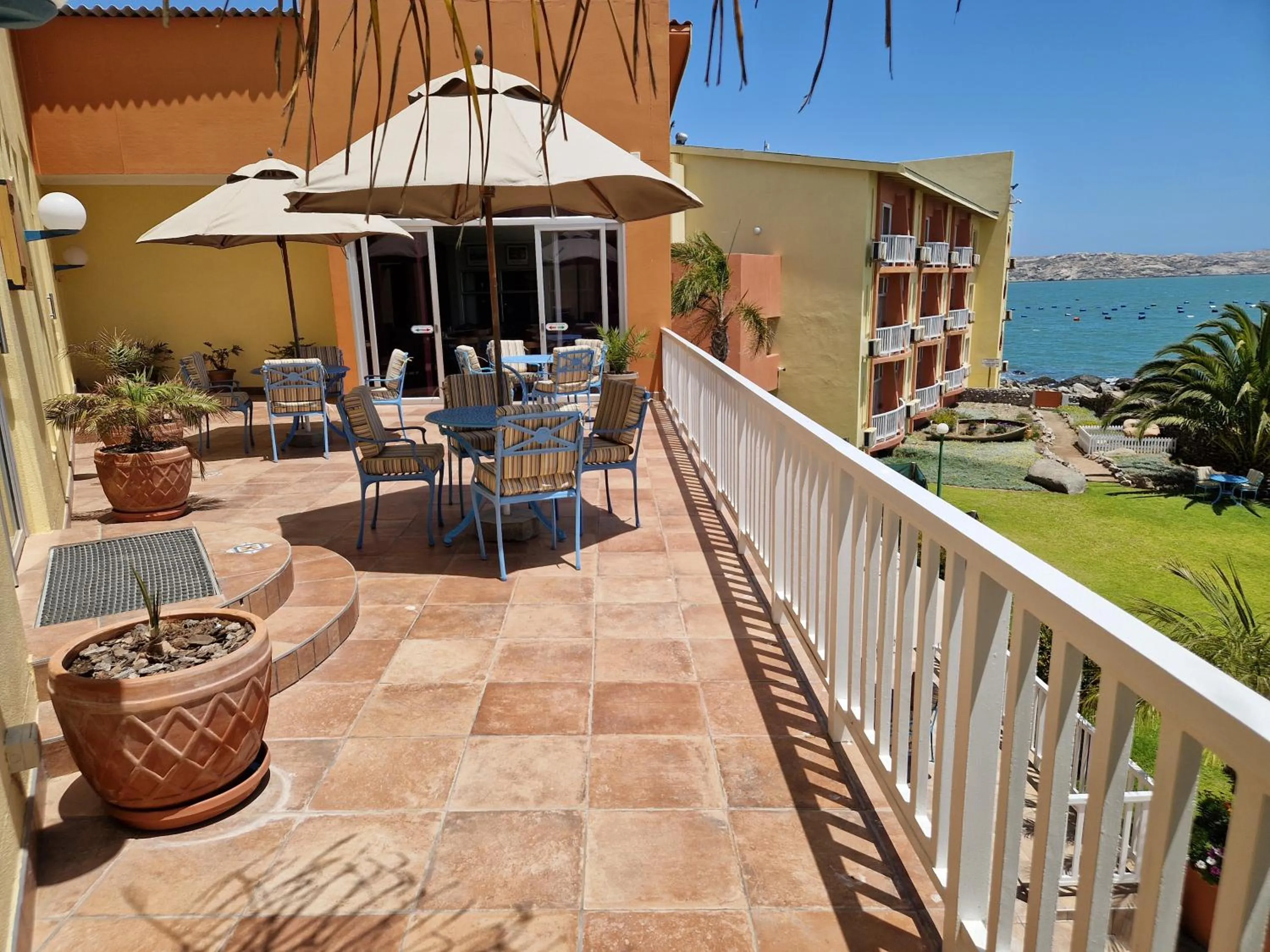 Balcony/Terrace in Lüderitz Nest Hotel