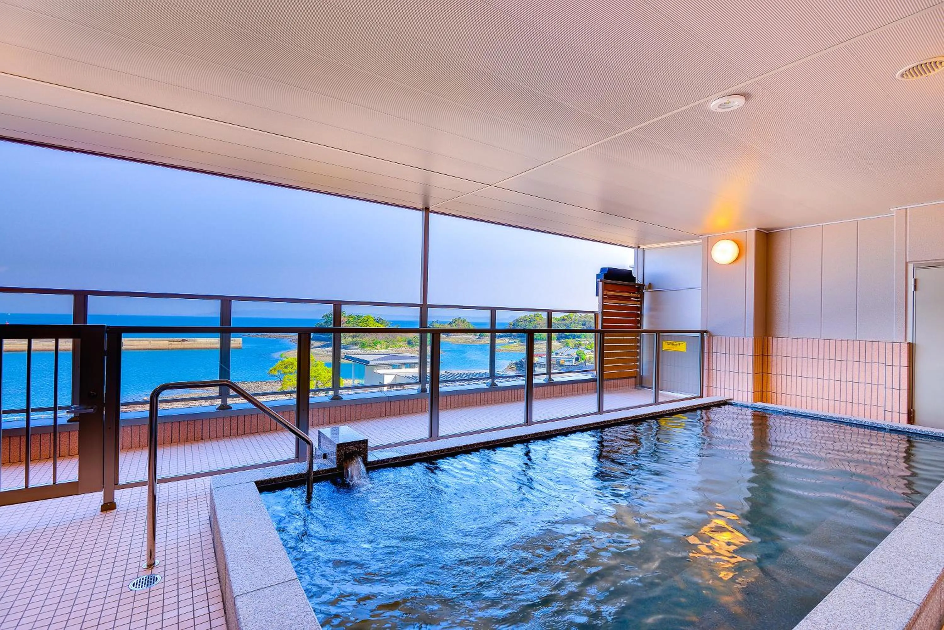 Hot Spring Bath in Hotel Seaside Shimabara