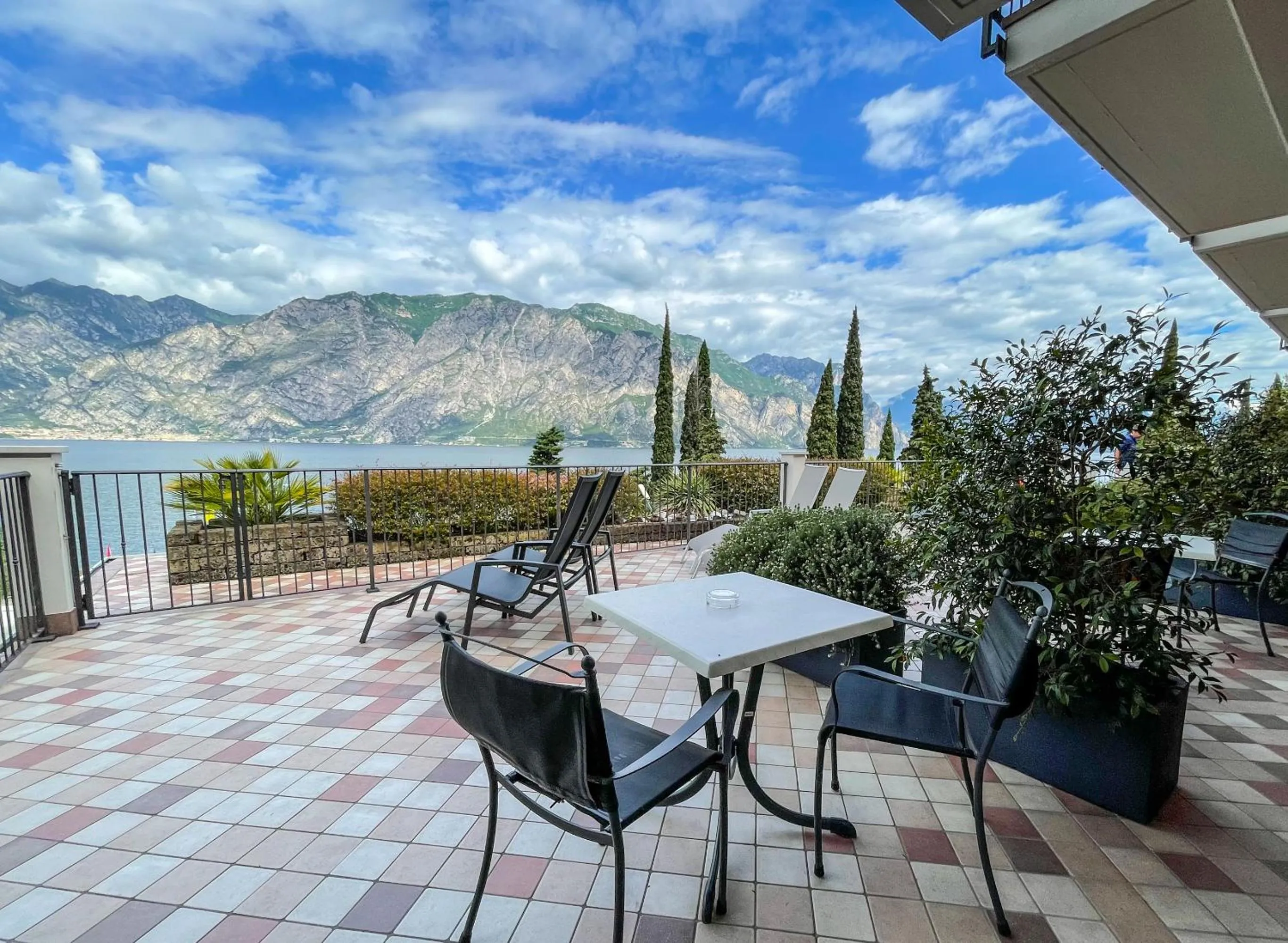 Balcony/Terrace in Hotel Oasi Beach