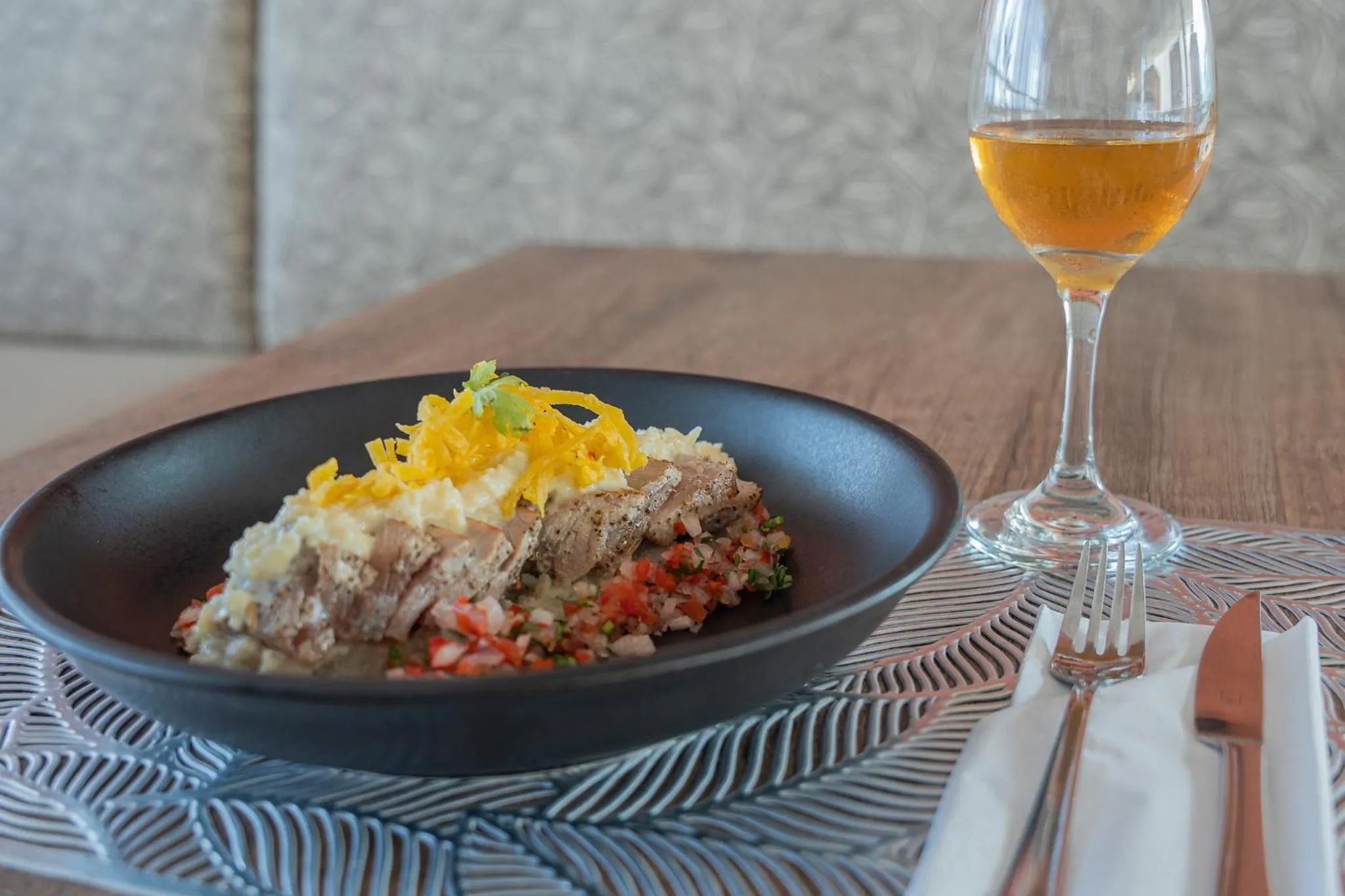 Restaurant/places to eat in Mia Hotel Choco