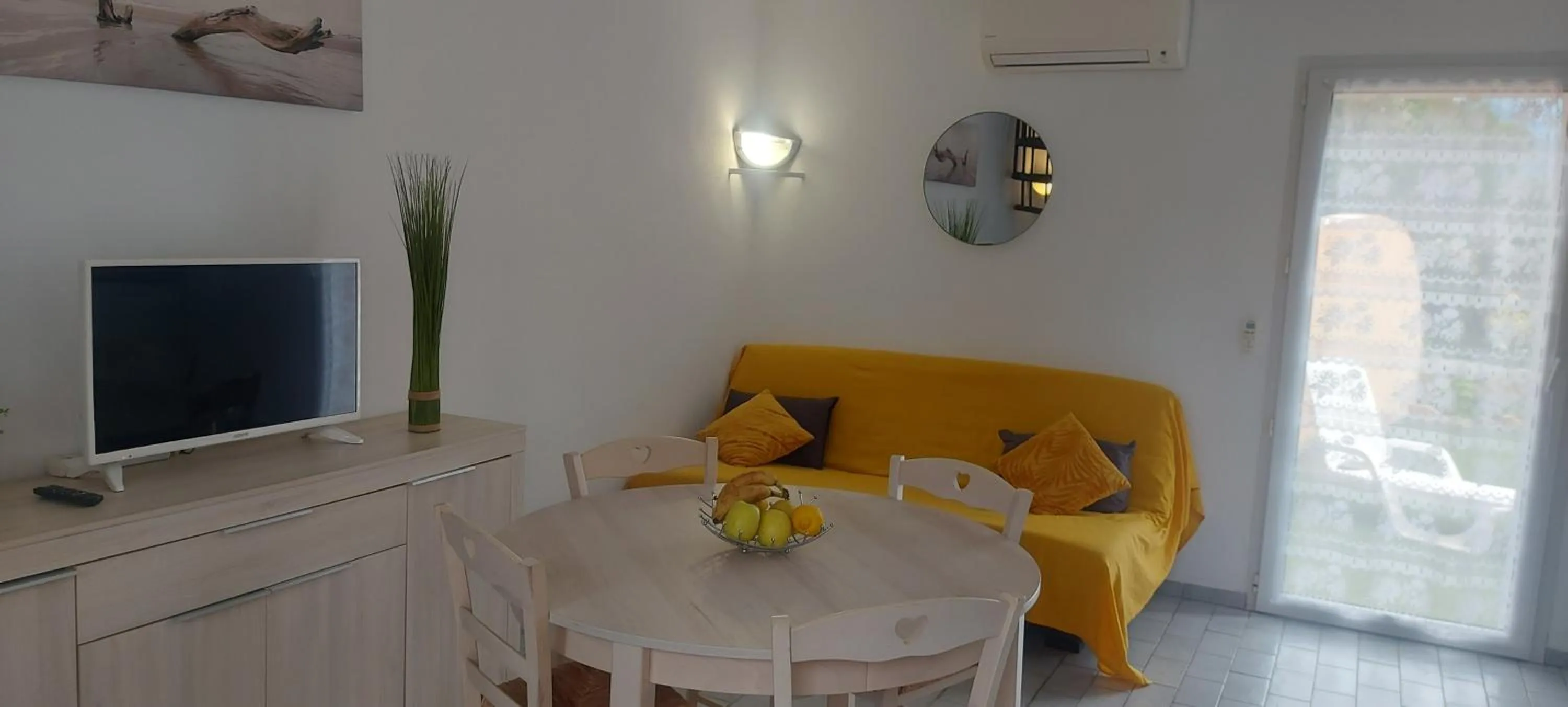 TV and multimedia in Residence Riviera