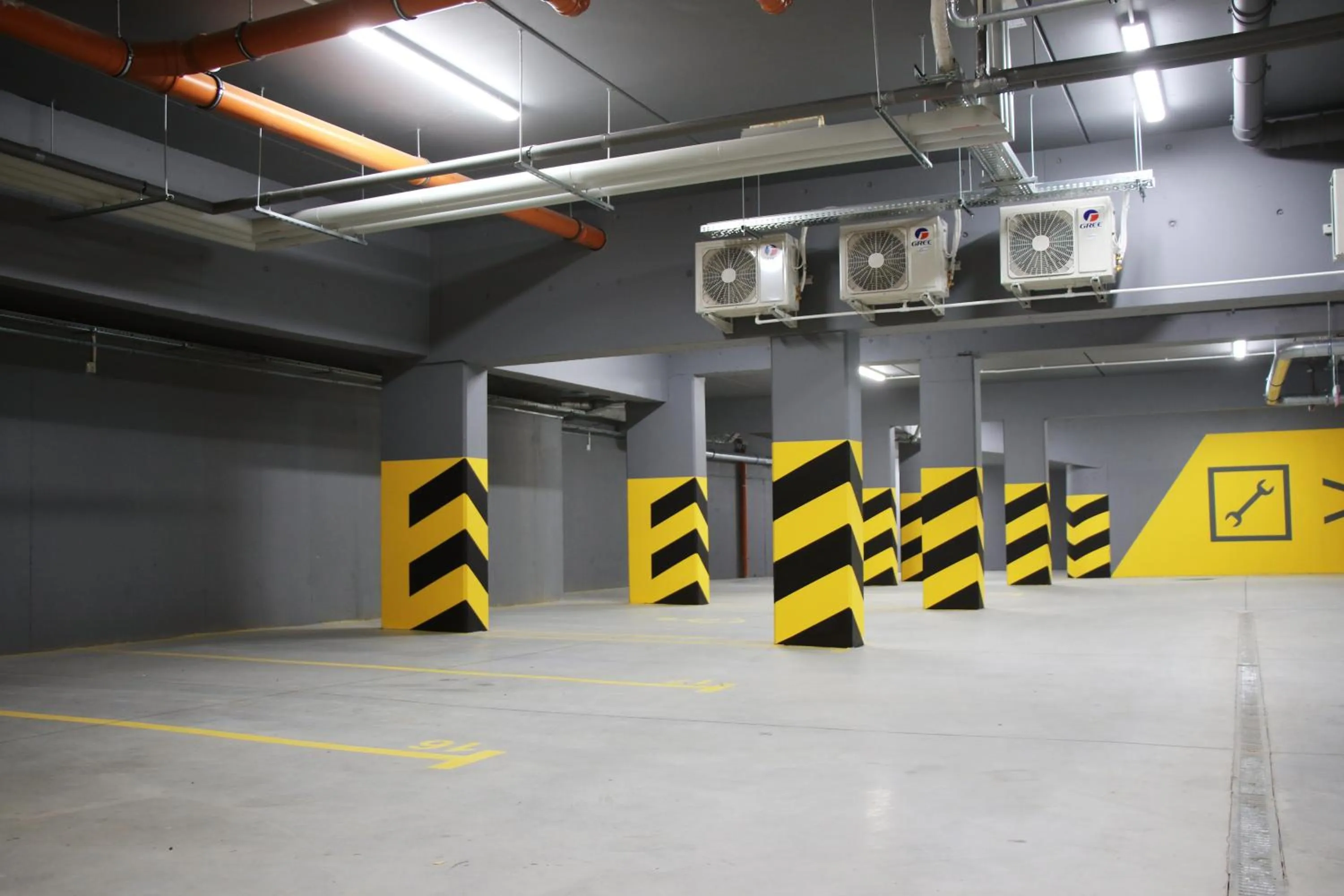 Business facilities in Lemon Plaza Hotel