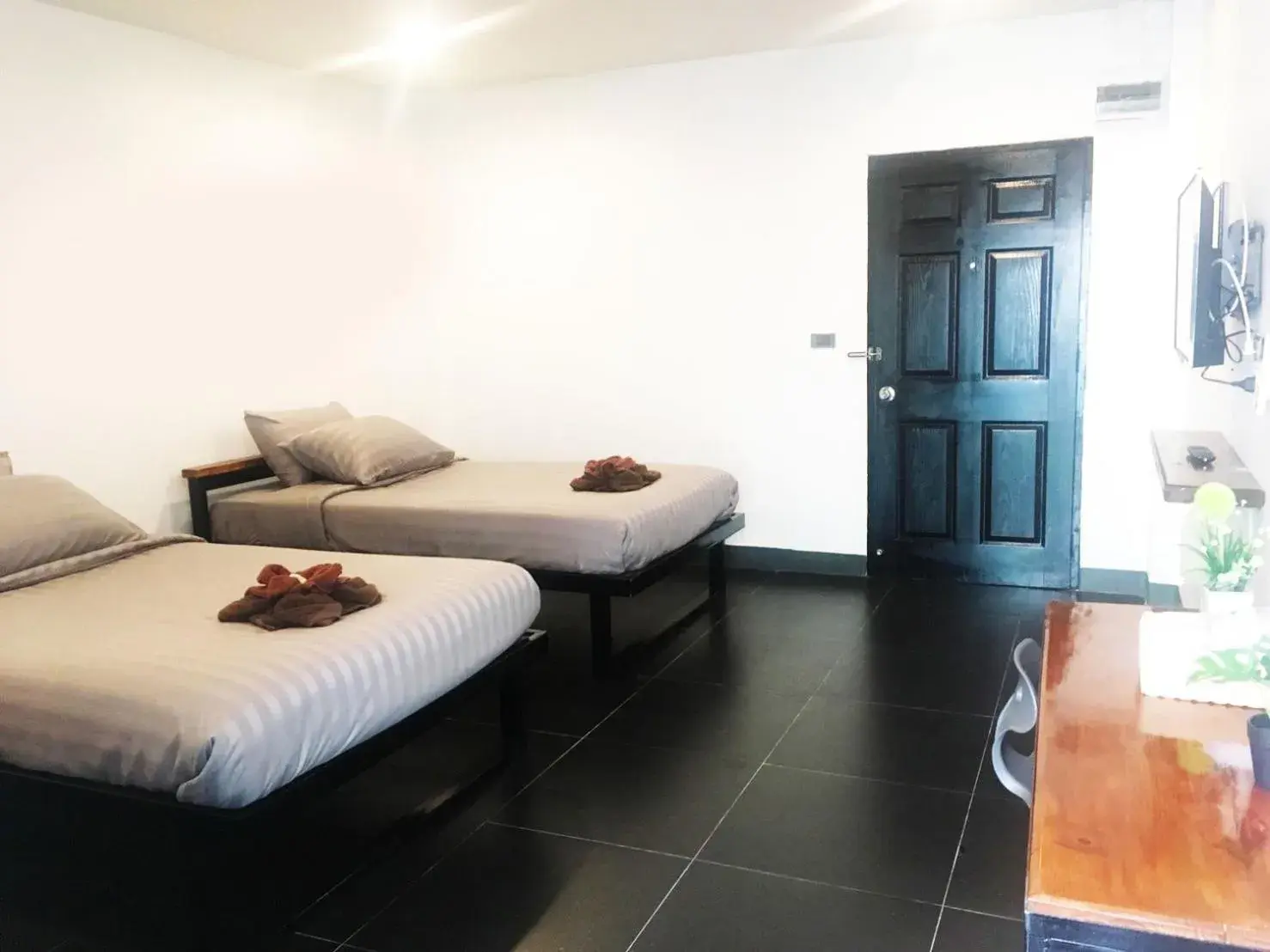 Standard Twin Room in Bed Tel Standard Twin Room in Bed Tel