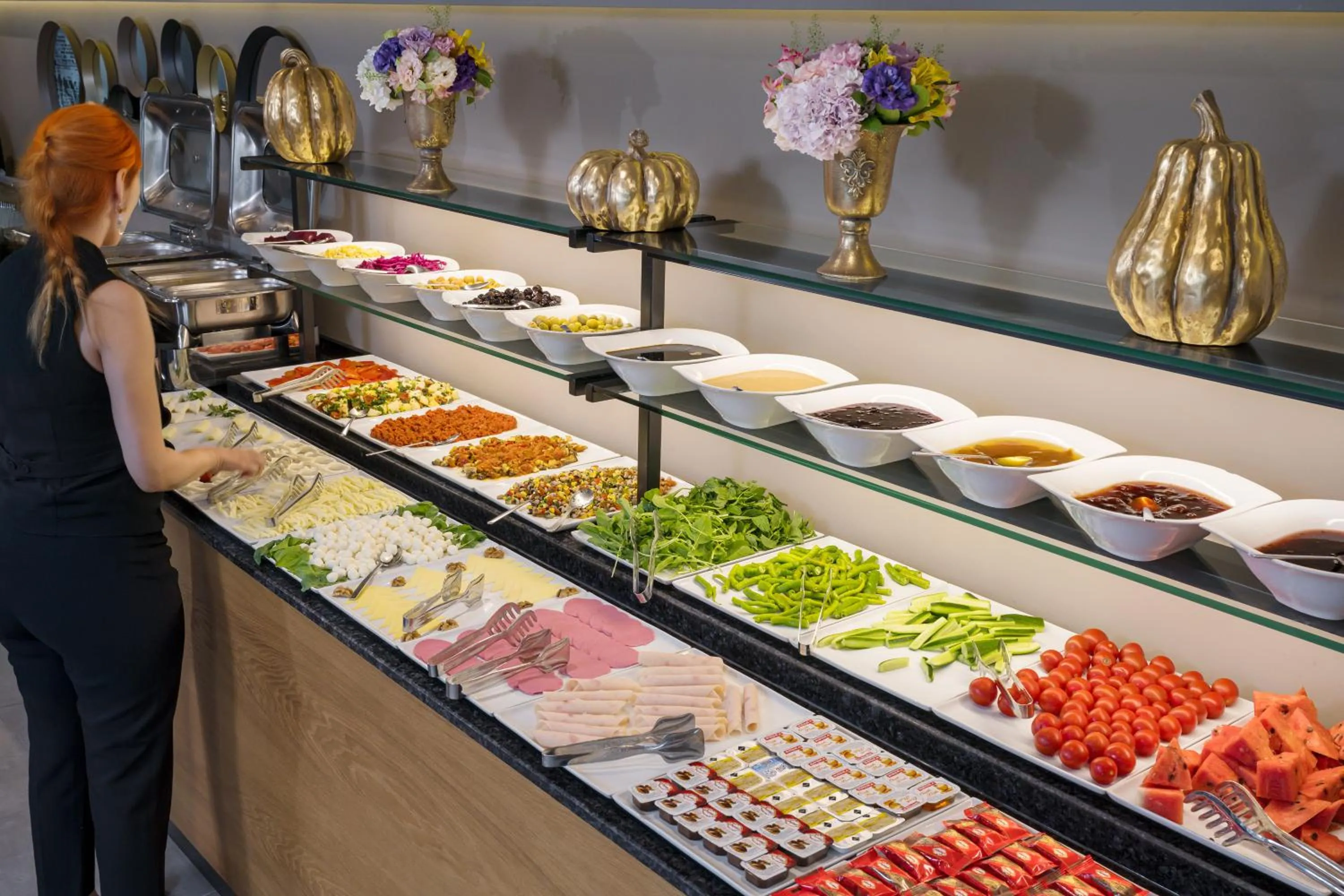 Food and drinks in Upsuites Hotel