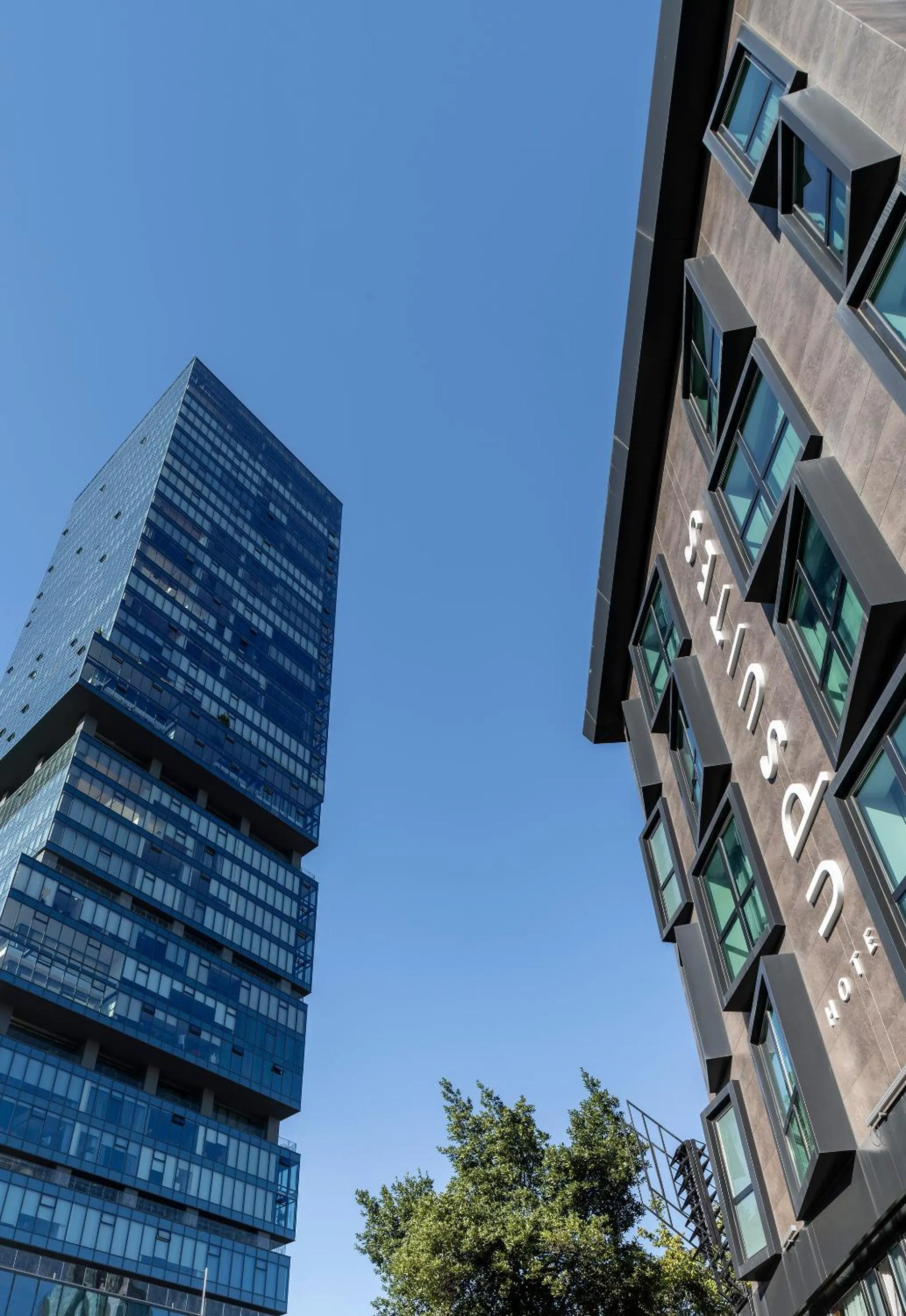 Property building in Upsuites Hotel