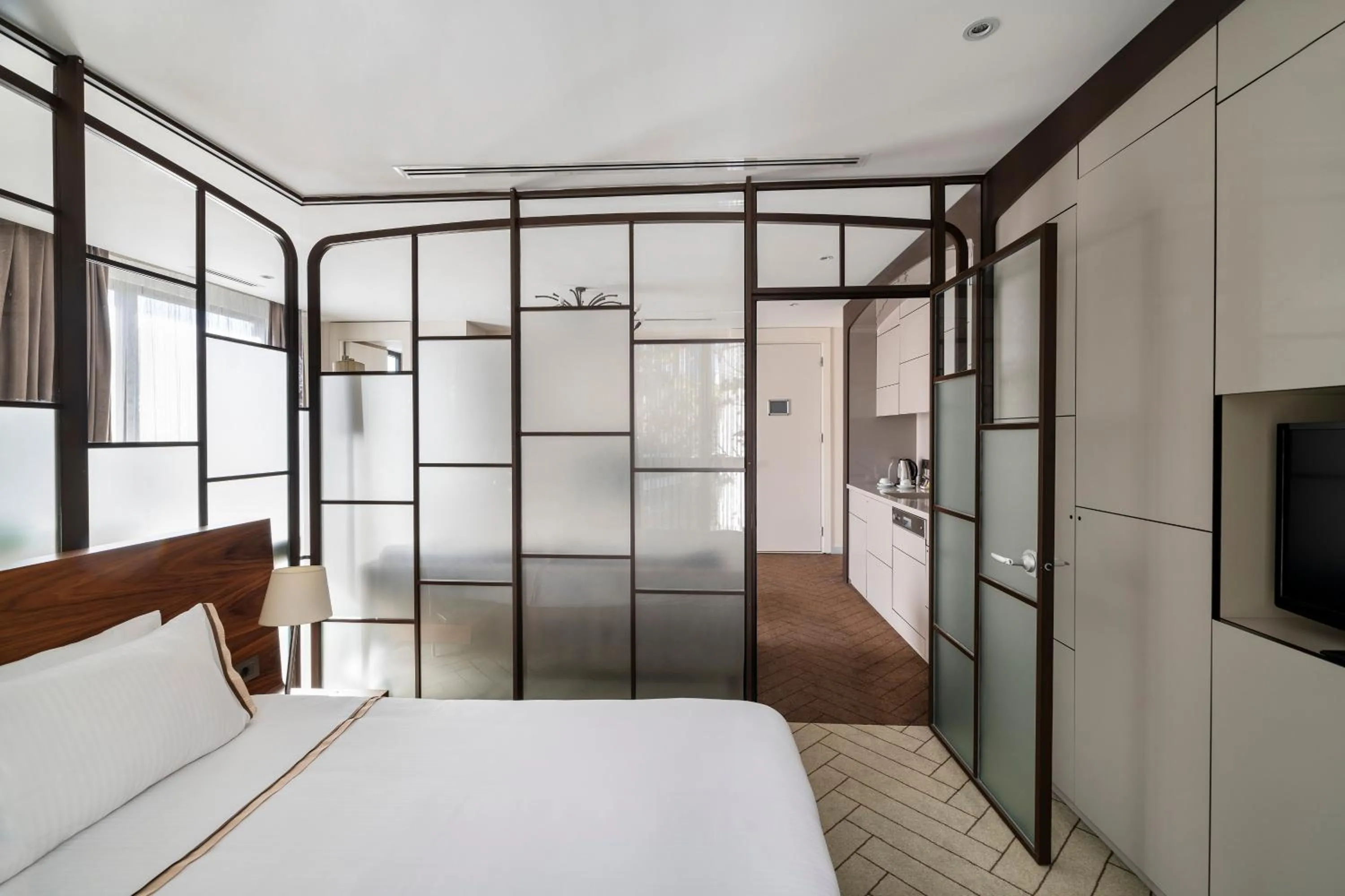 Bedroom, Bed in Upsuites Hotel