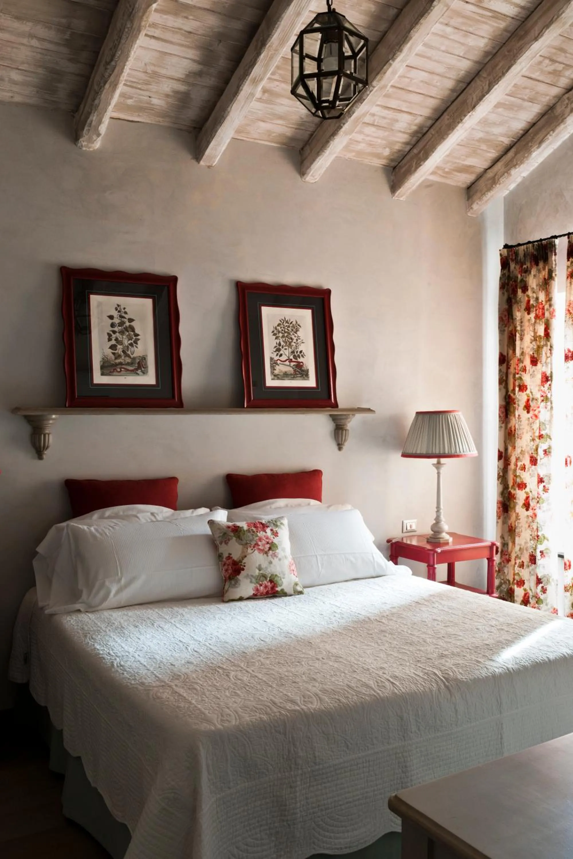 Bed in Relais Del Maro