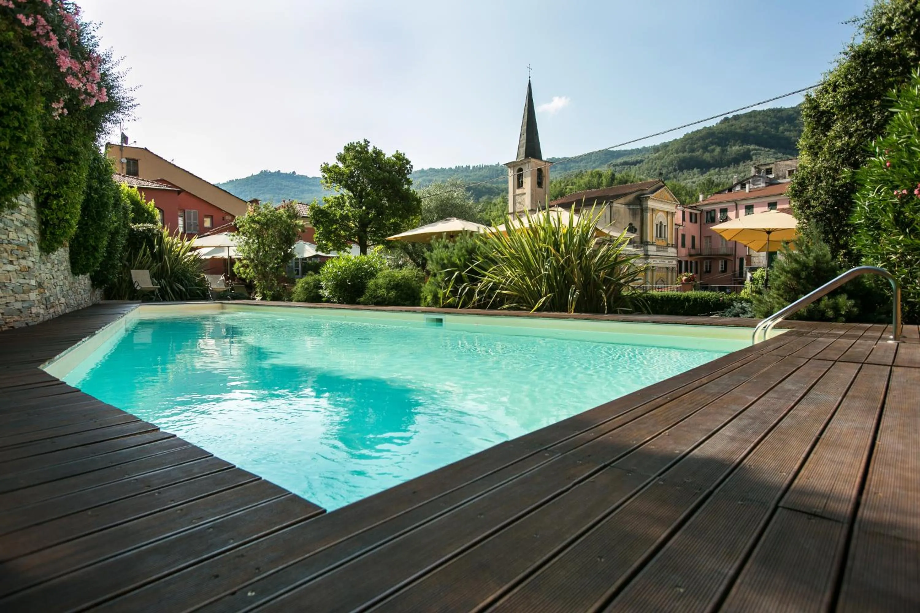 Pool view in Relais Del Maro