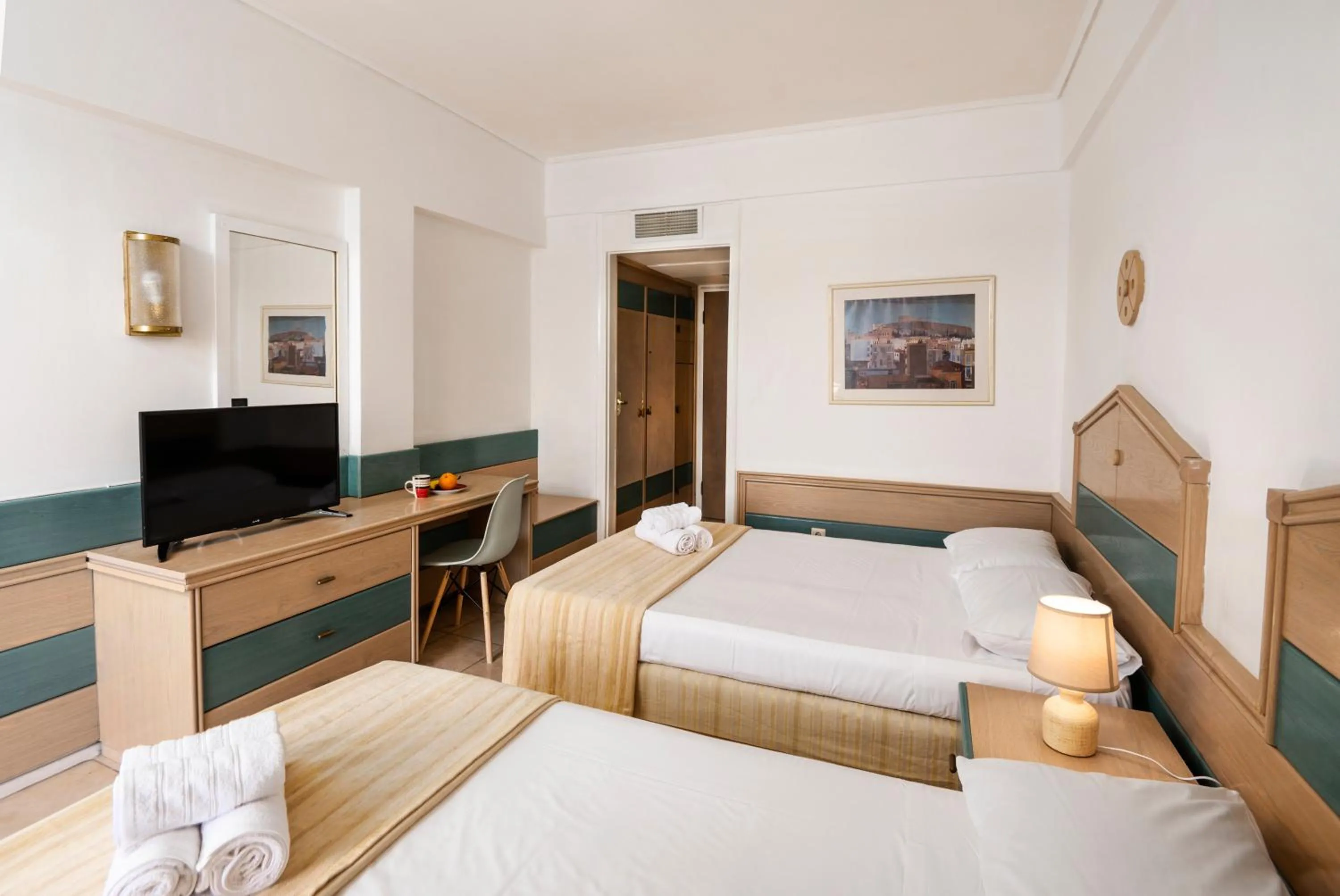 Photo of the whole room in Galaxy Hotel