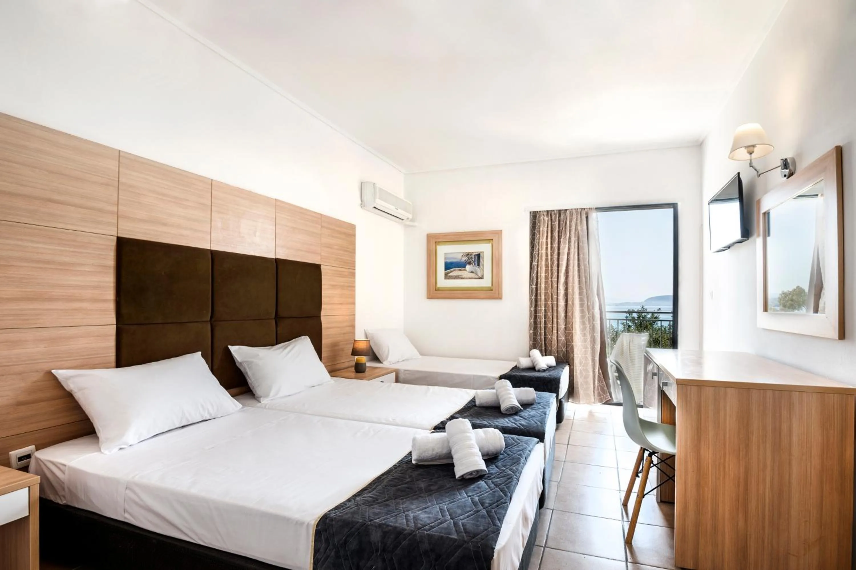 Photo of the whole room in Galaxy Hotel