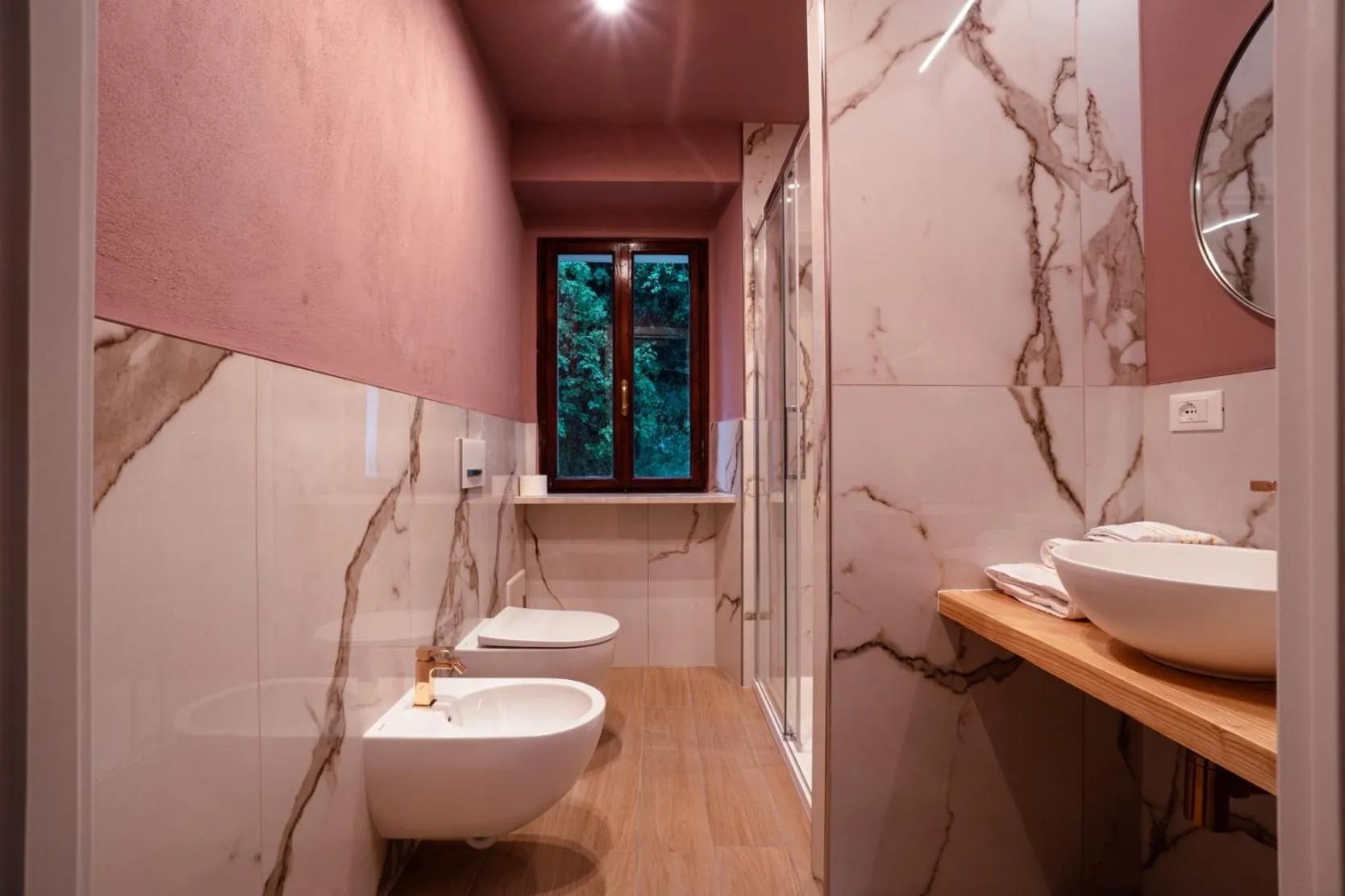 Toilet in LA ROSA DEL RABBI Room&Breakfast