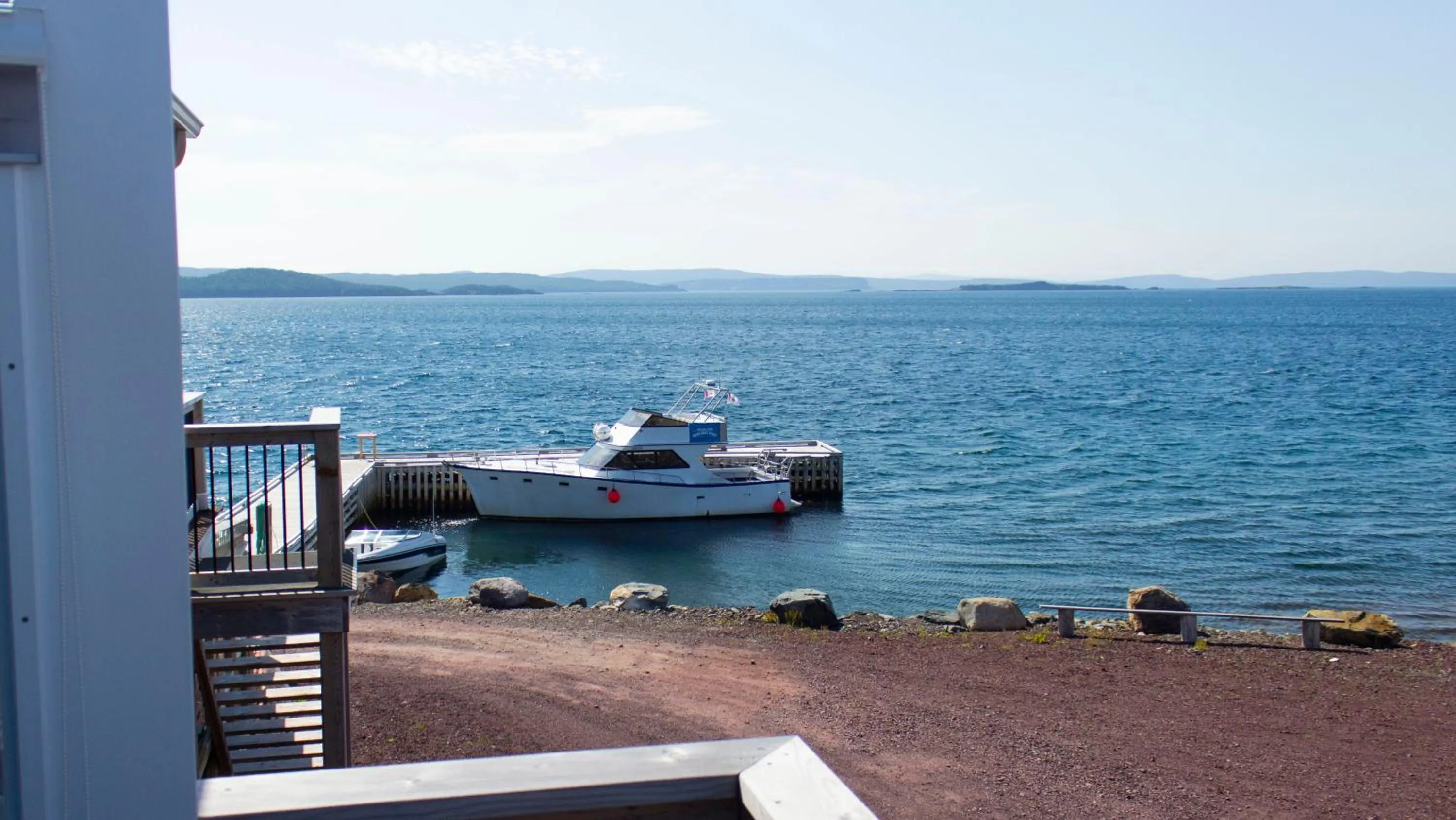 Sea view in Dildo Boathouse Inn