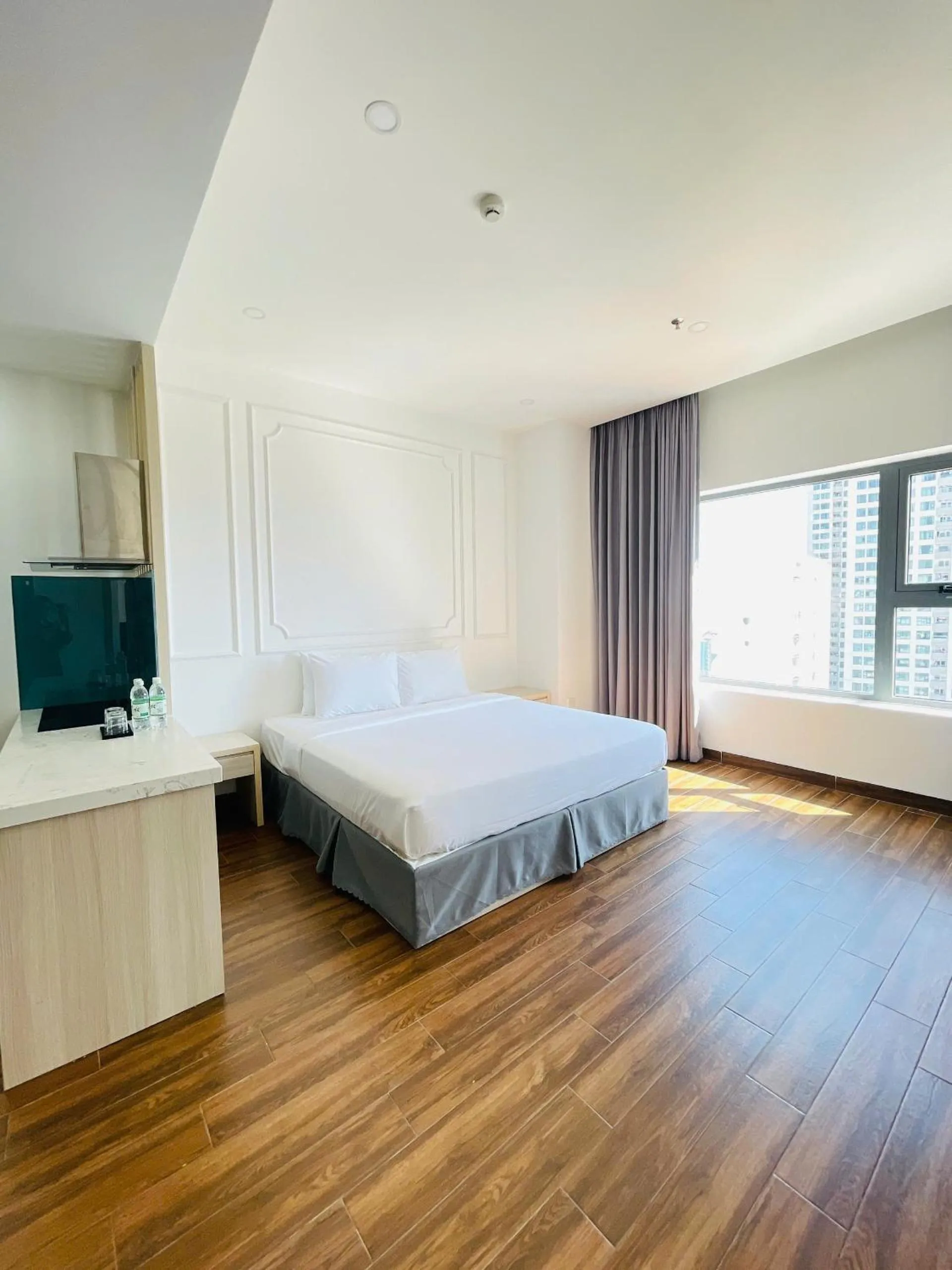 Photo of the whole room, Bed in Hon Chong Retreat Hotel