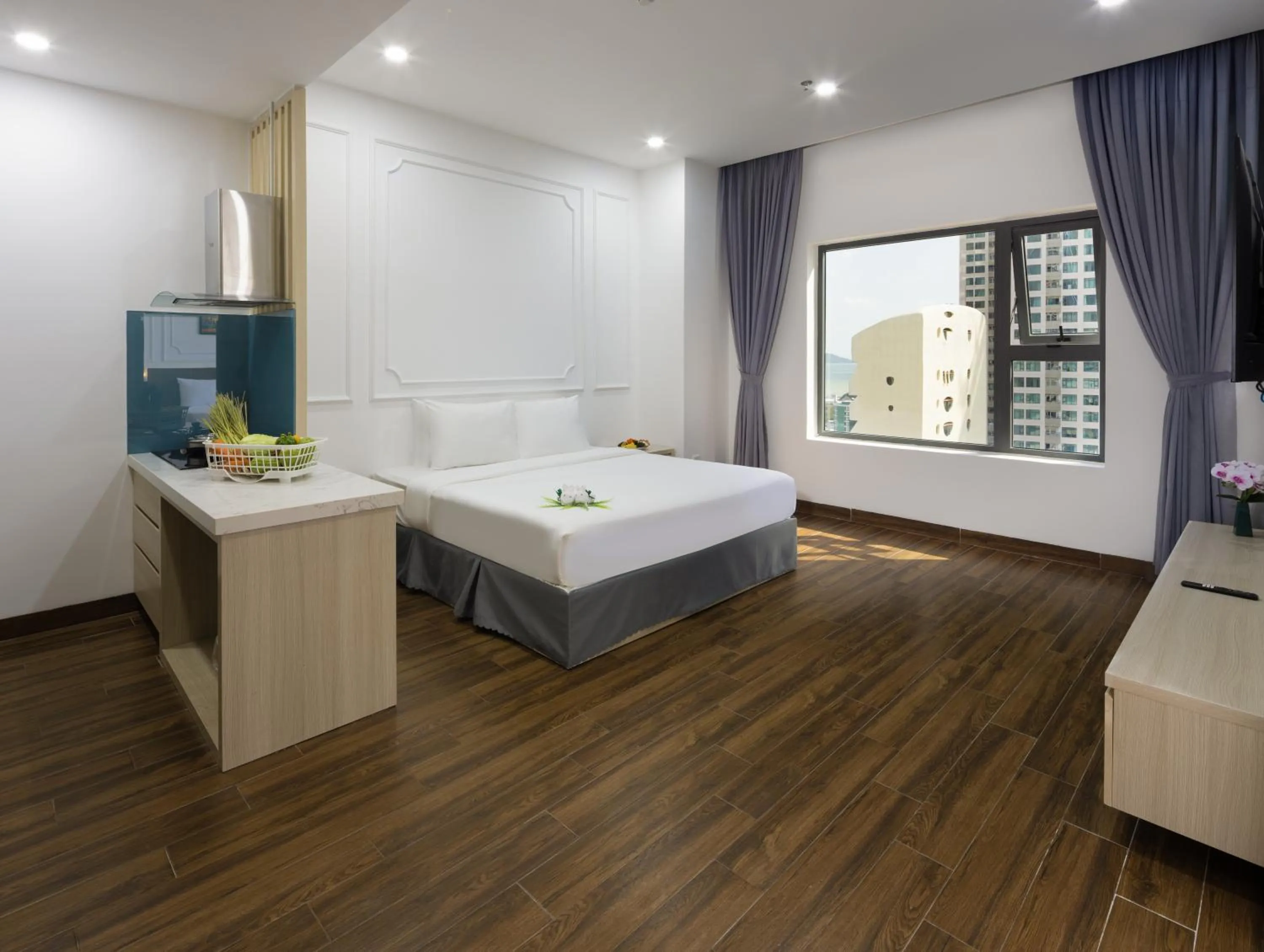 Photo of the whole room, Bed in Hon Chong Retreat Hotel