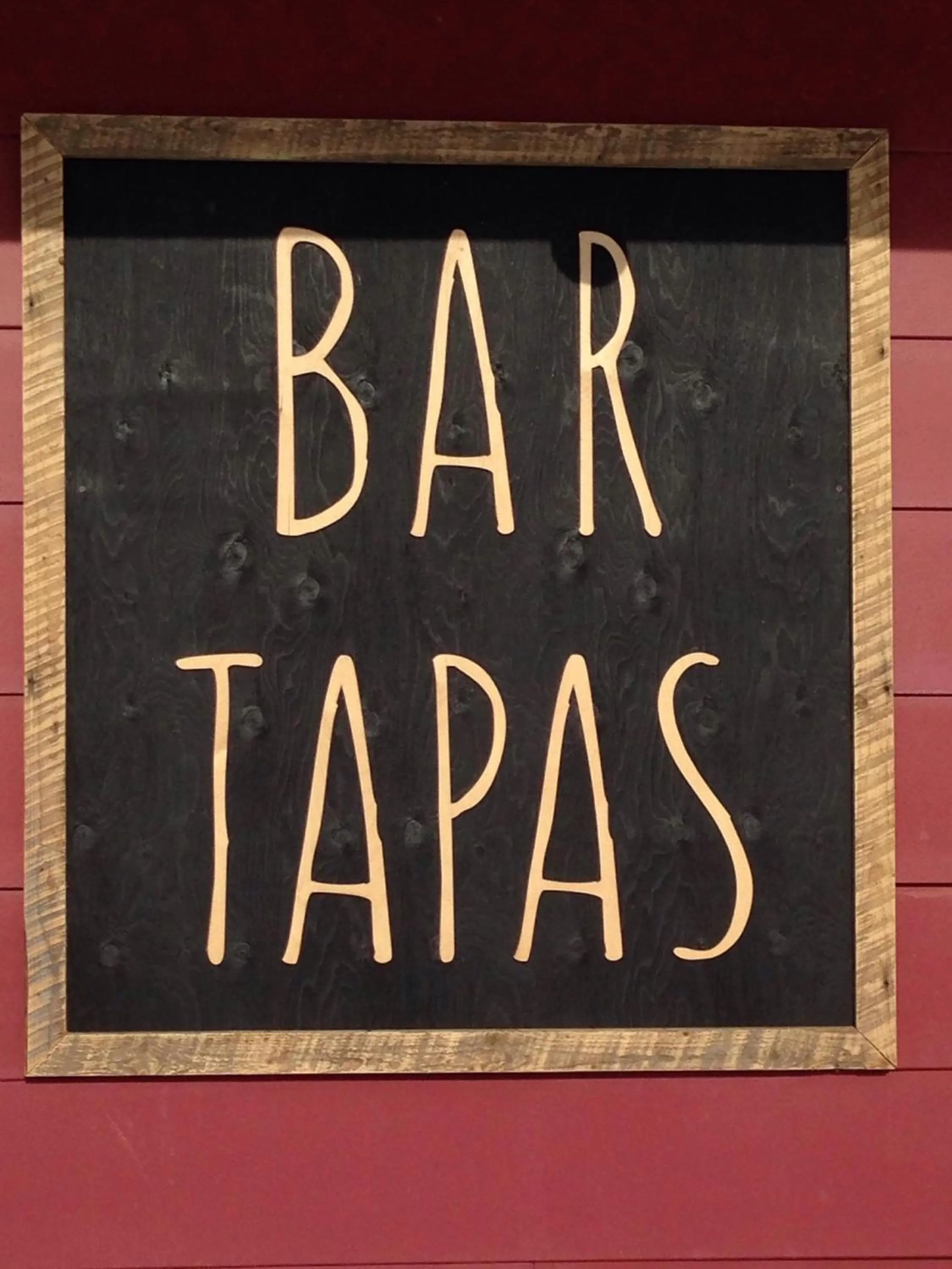 Restaurant/places to eat in Auberge de Jeunesse Le Camp De Base