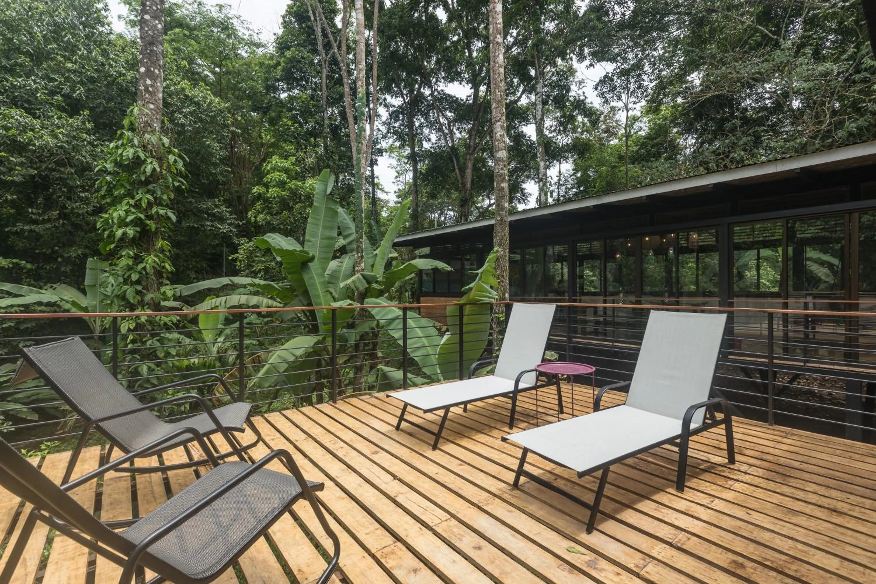 Patio in La Shamana - Ecological Concept in Jungle
