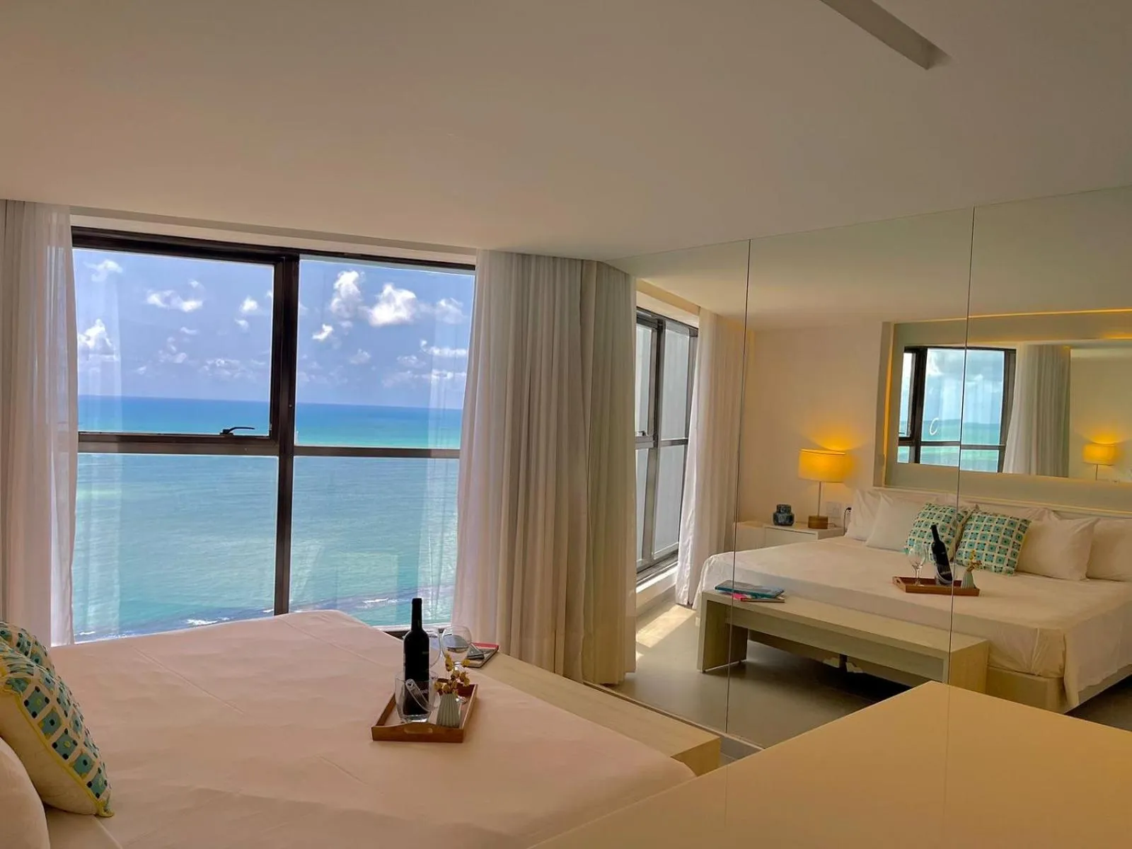 Bed in HY BEACH FLATS - INTERNATIONAL