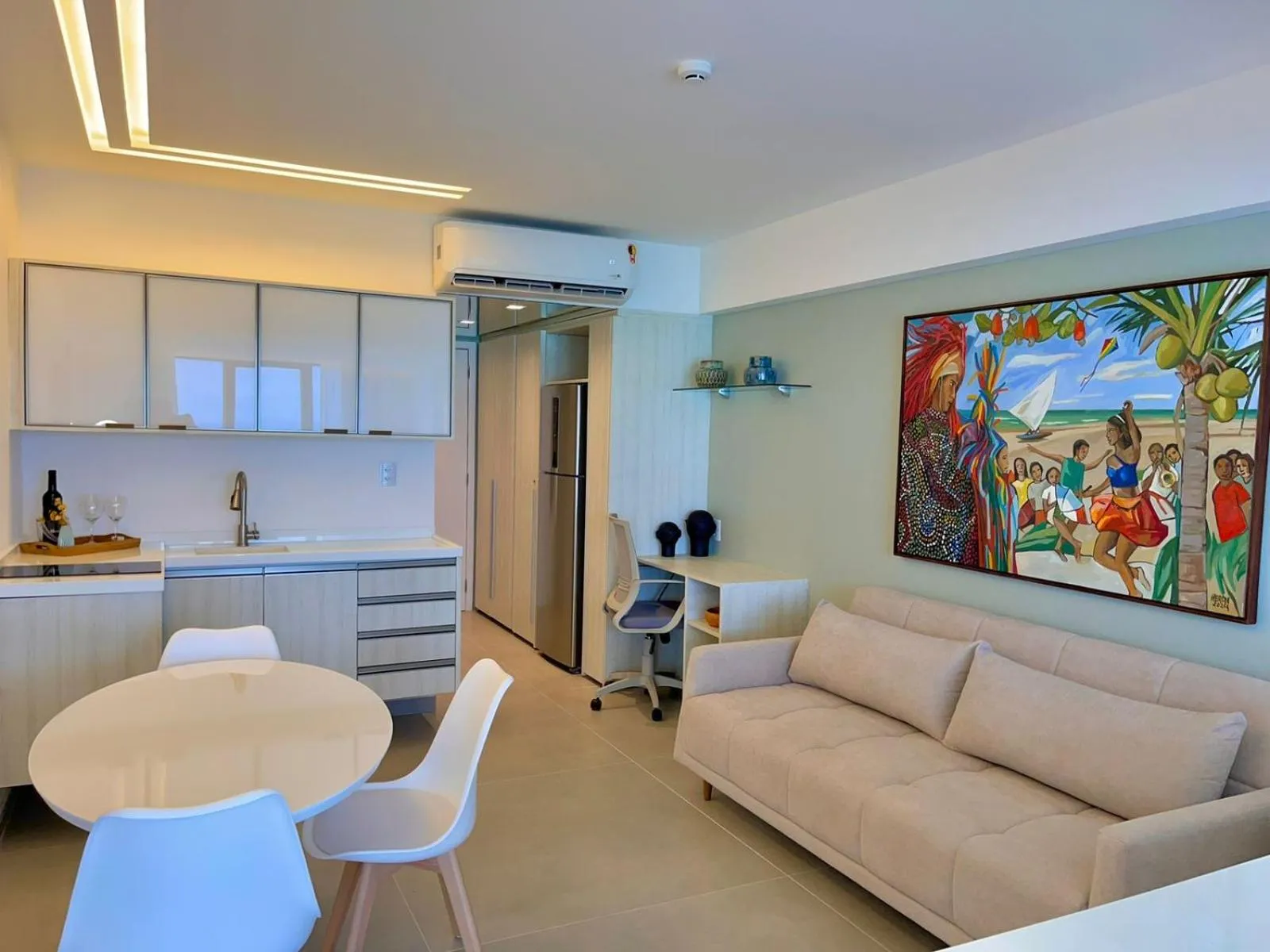 Kitchen or kitchenette in HY BEACH FLATS - INTERNATIONAL