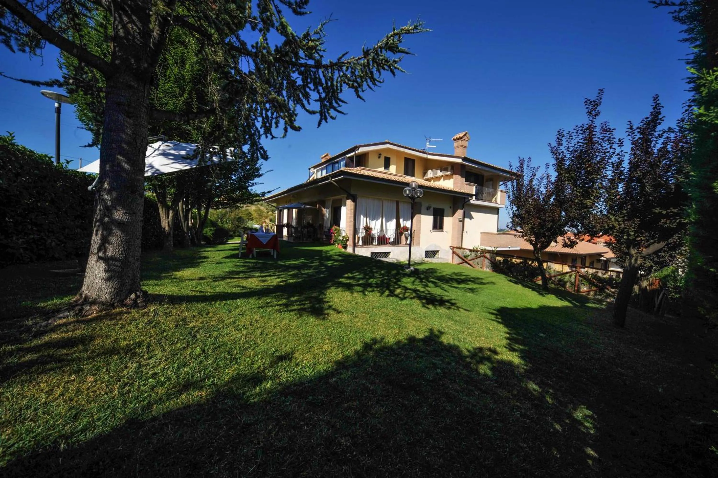 Garden in B&B UN'ALTRA VITA