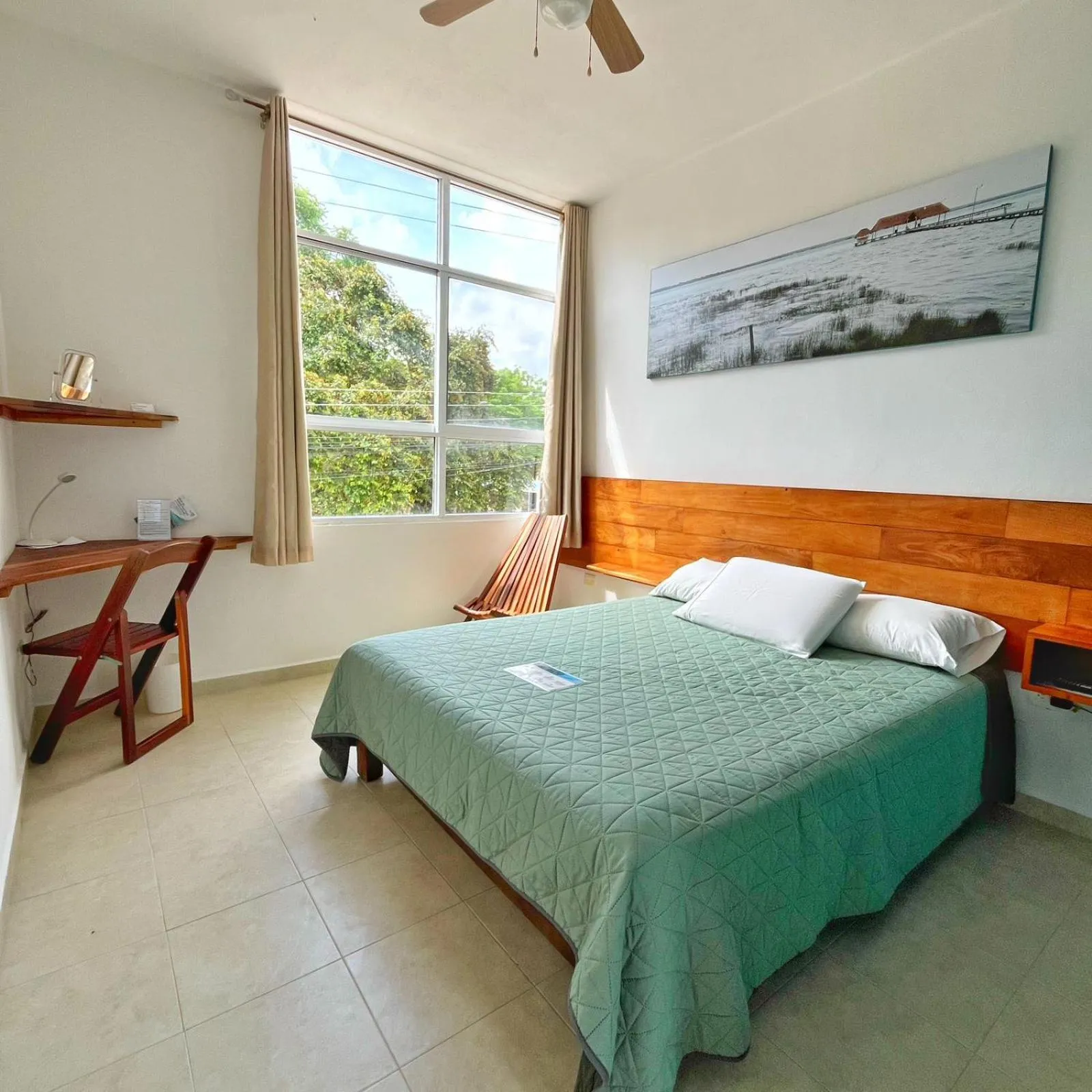 Photo of the whole room, Bed in Gran Jaguar Hotel