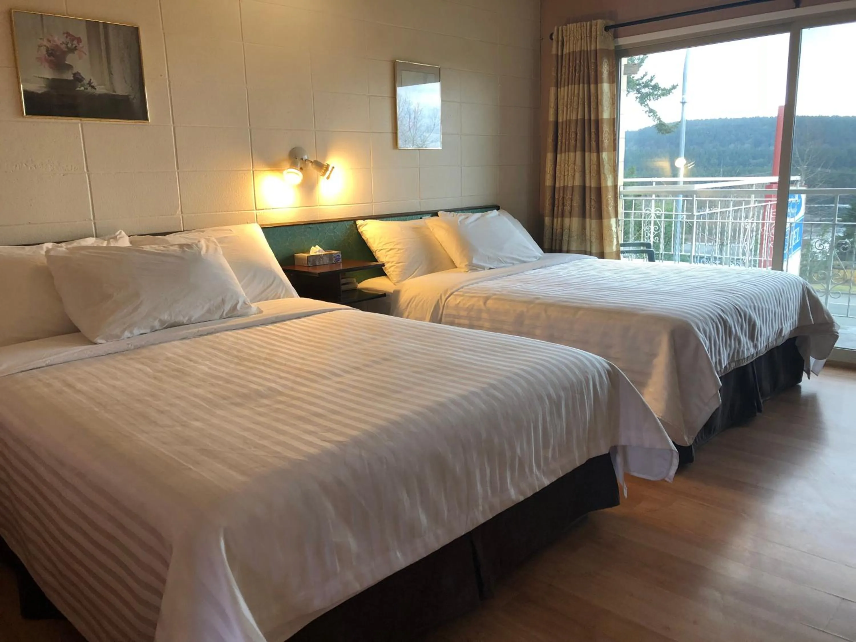 Bedroom, Bed in Holiday House Motel