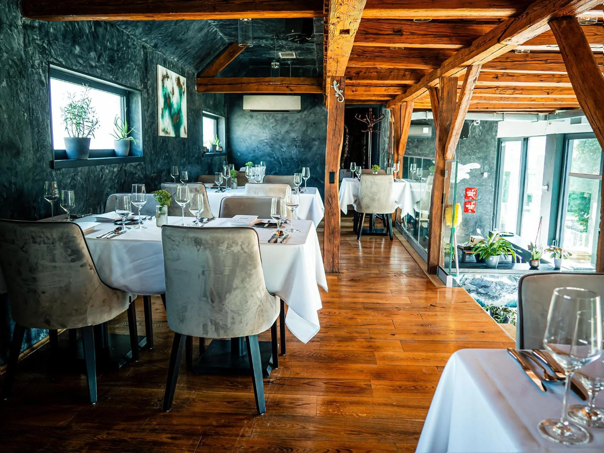 Restaurant/places to eat in Szent György Kúria