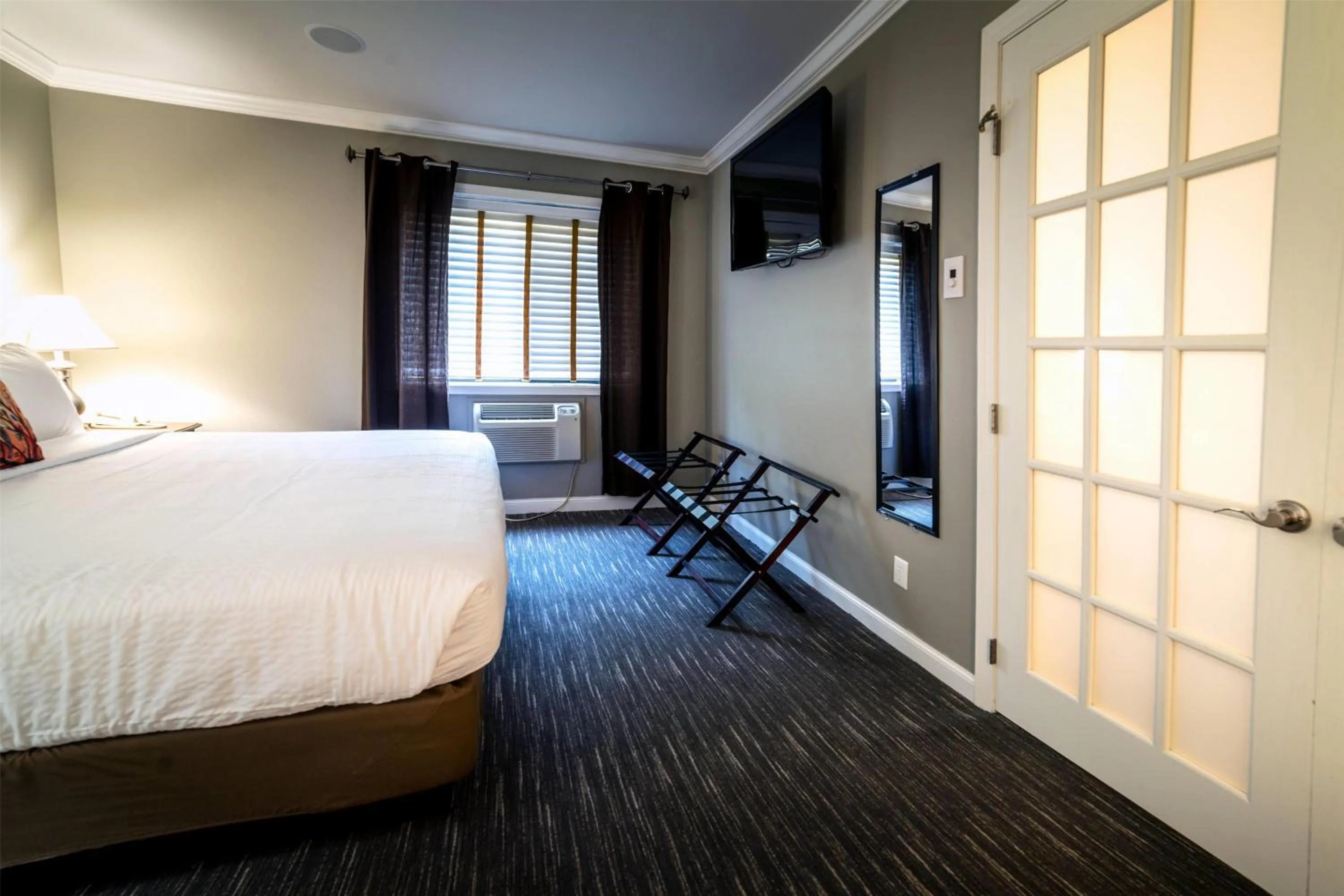 Photo of the whole room, Bed in Deadwood Gulch Resort, Trademark Collection by Wyndham