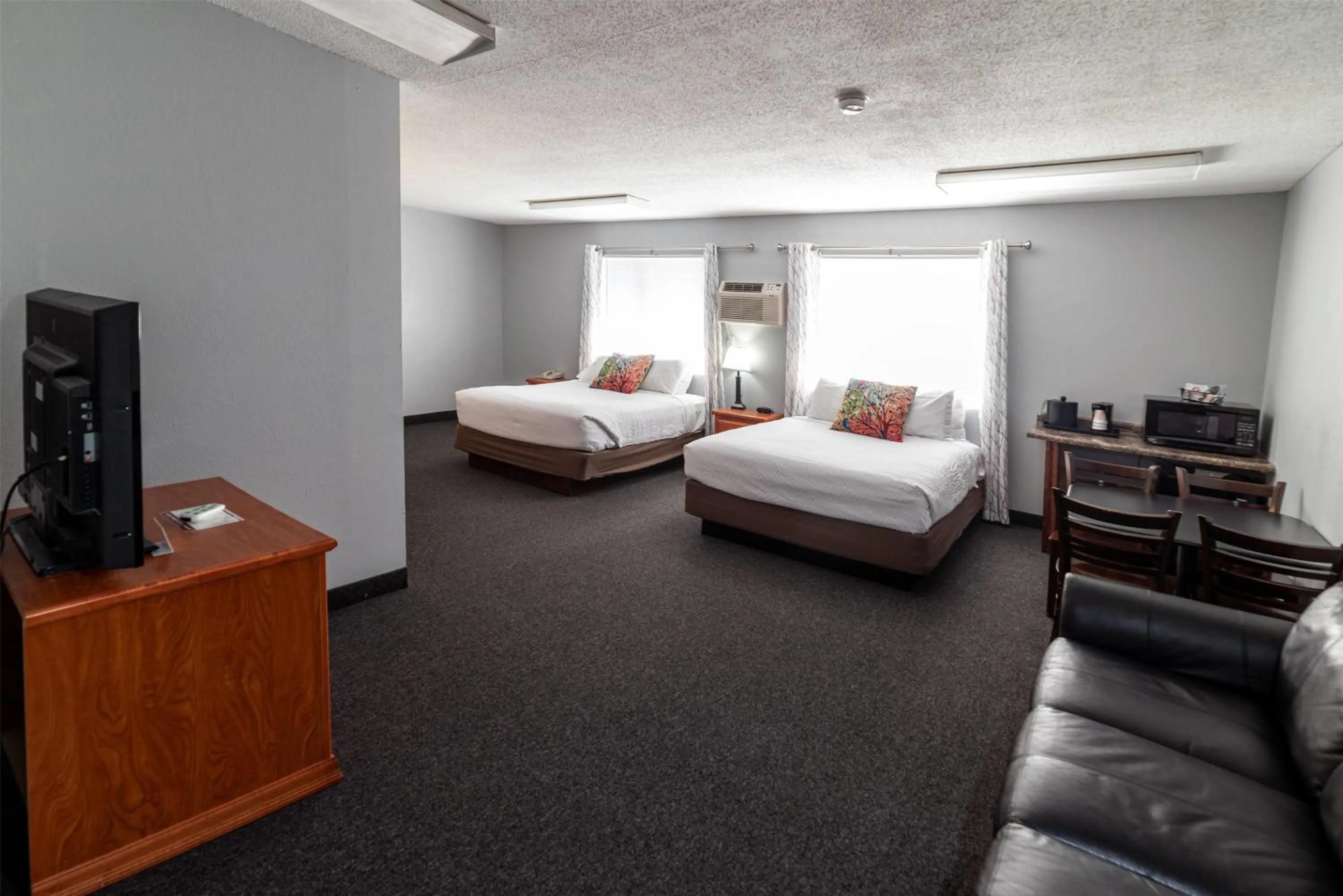 Photo of the whole room, Bed in Deadwood Gulch Resort, Trademark Collection by Wyndham