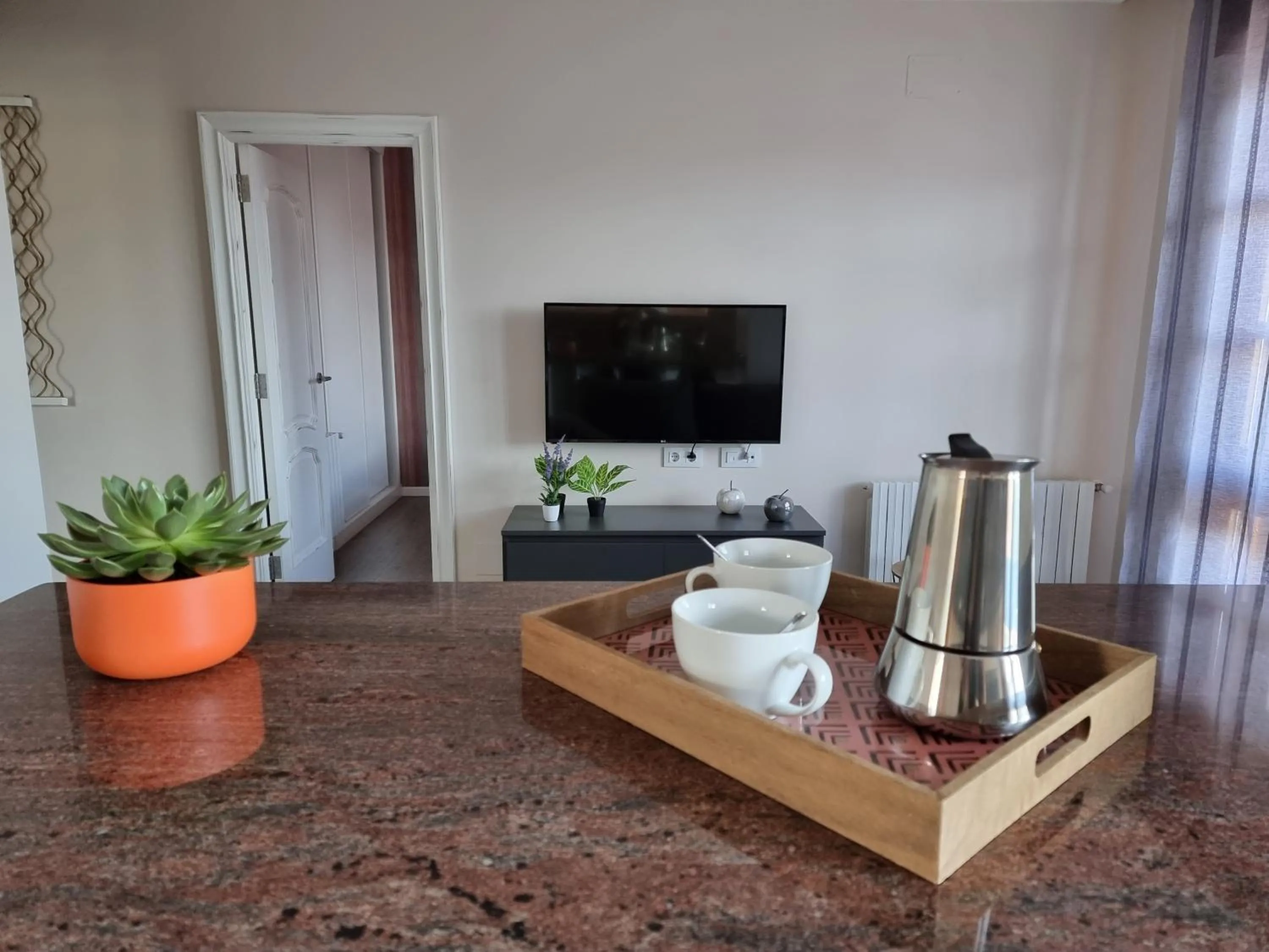 TV and multimedia in Apartamentos Ria de Aldan