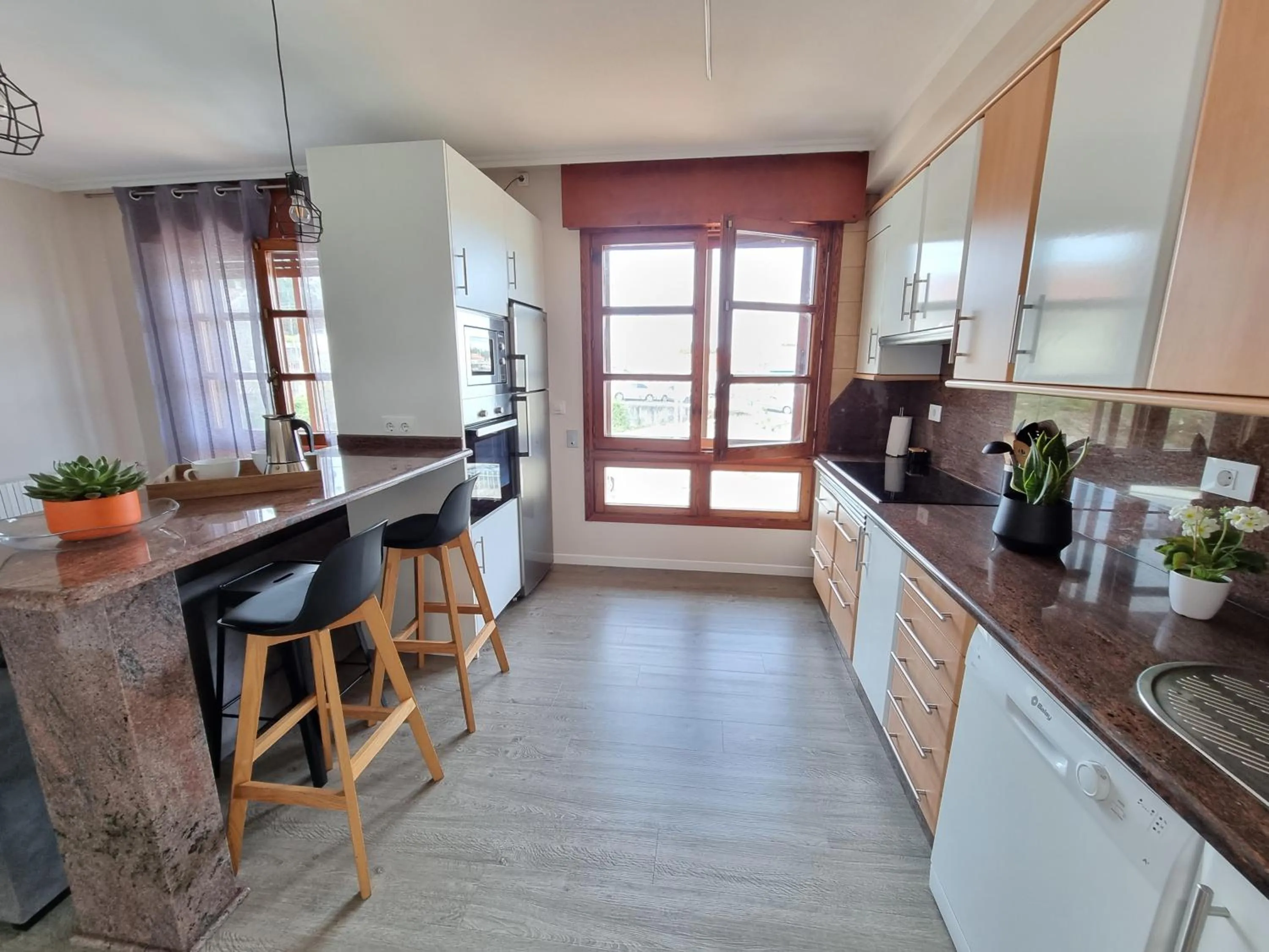 kitchen in Apartamentos Ria de Aldan
