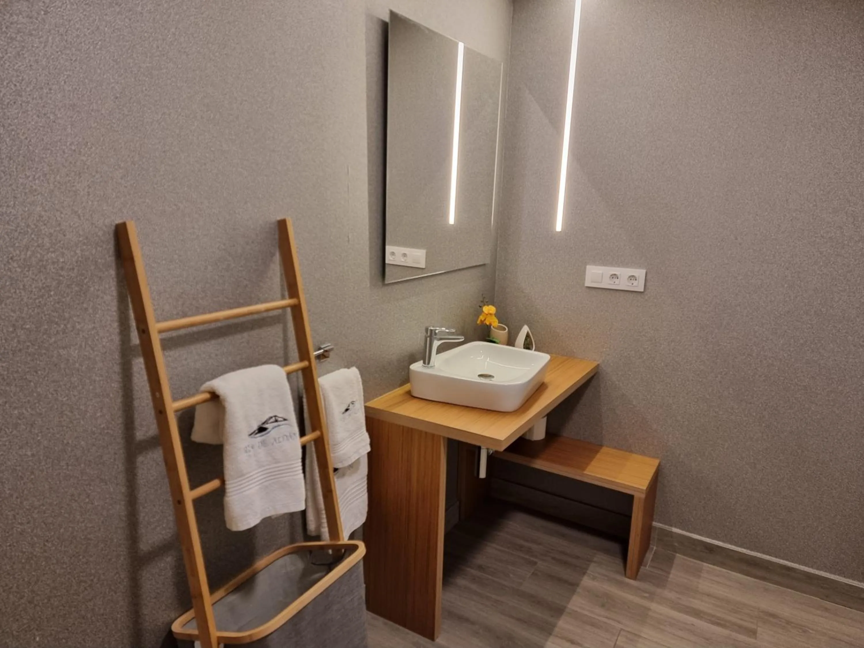 Bathroom in Apartamentos Ria de Aldan