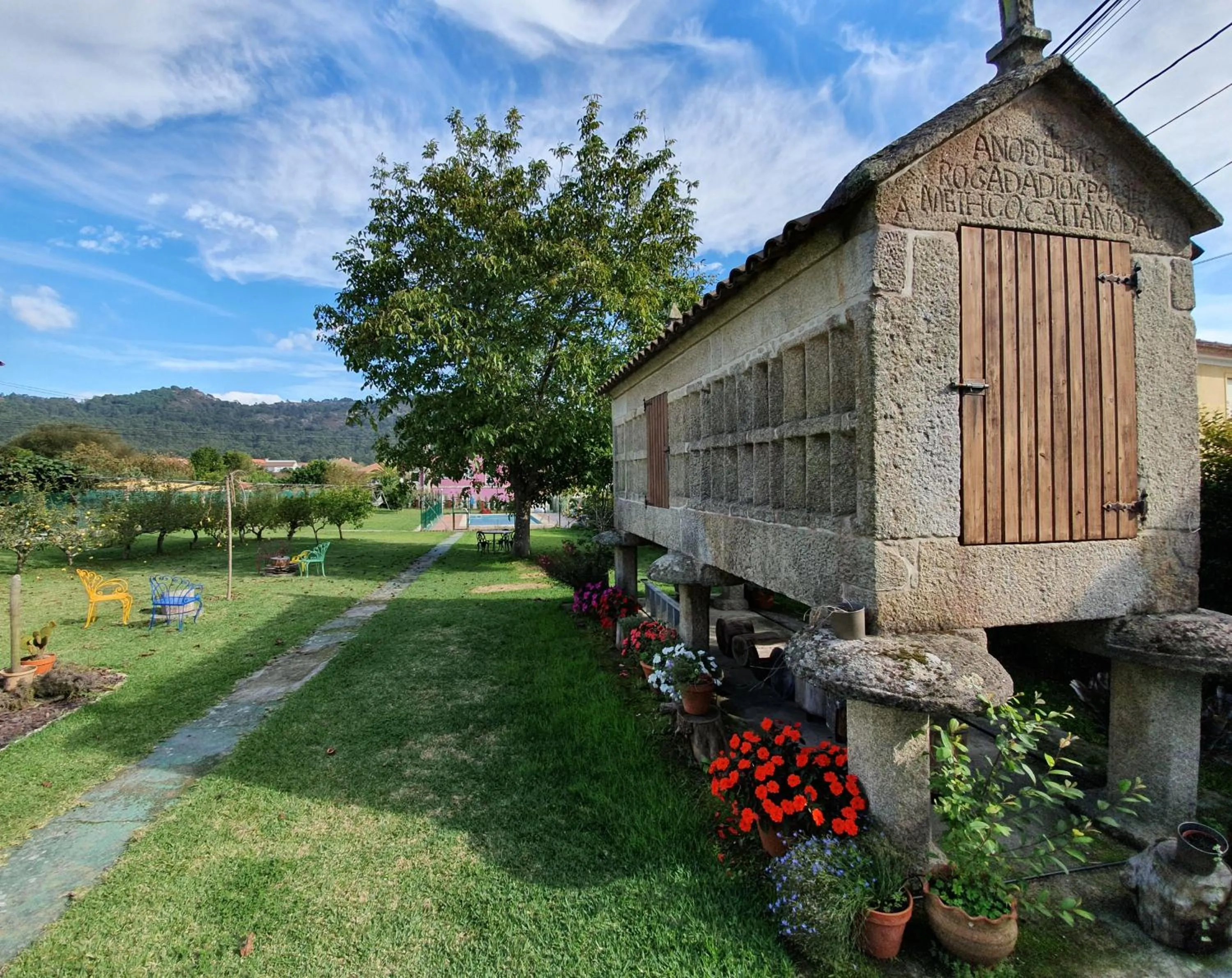 Garden in Apartamentos Ria de Aldan