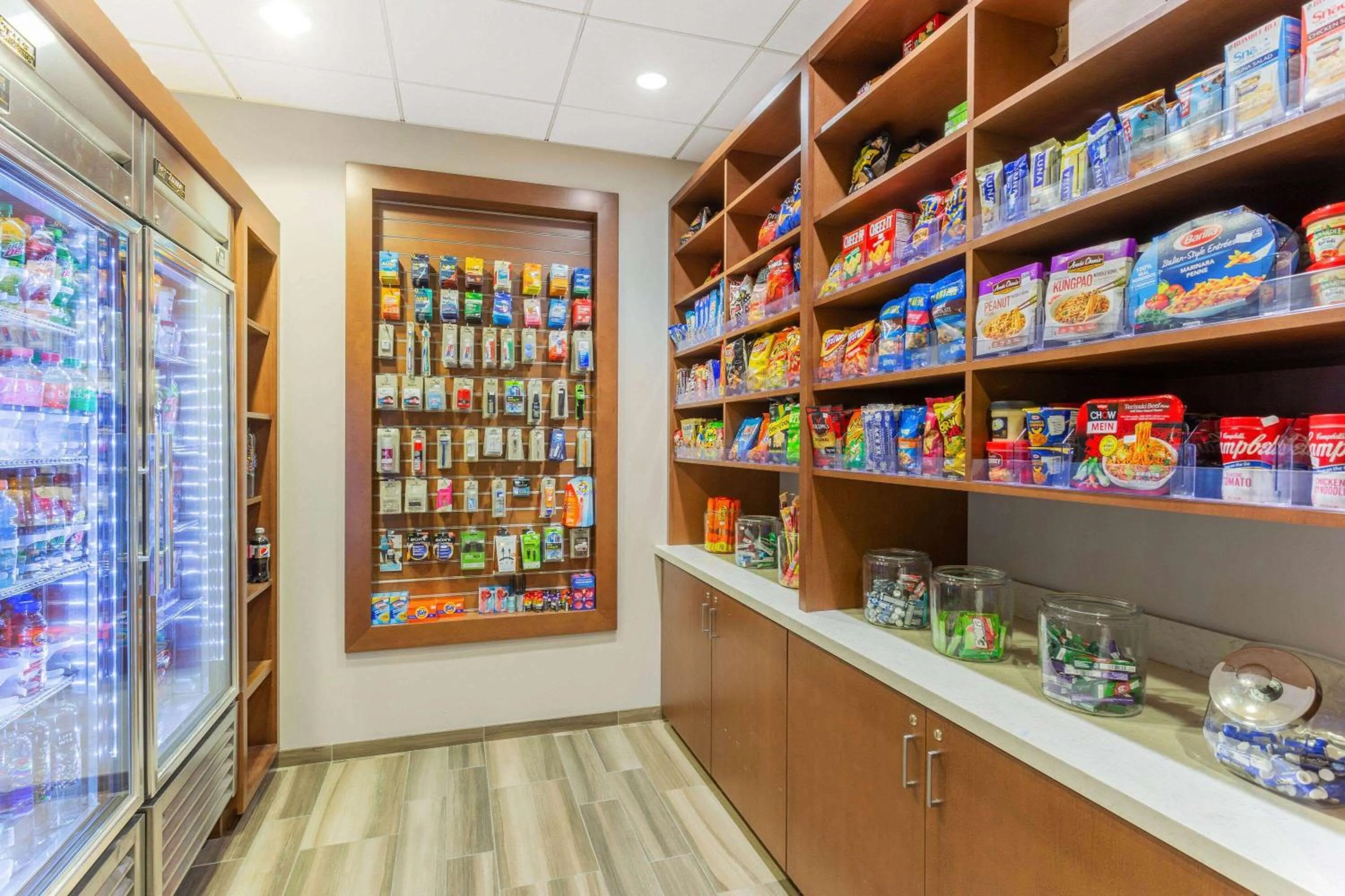 Food and drinks in La Quinta by Wyndham Chicago Downtown