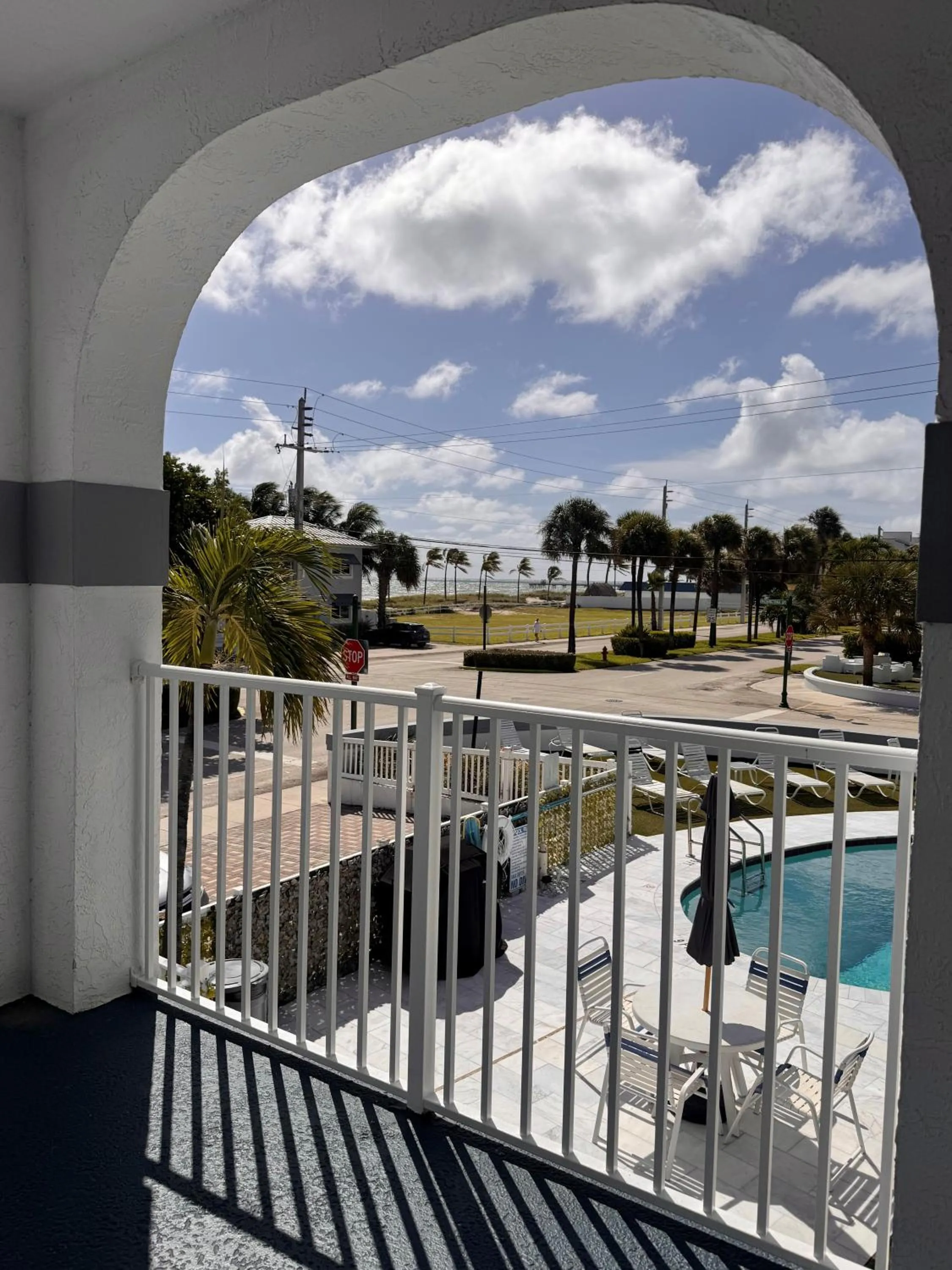 Pool view in Coral Key Inn