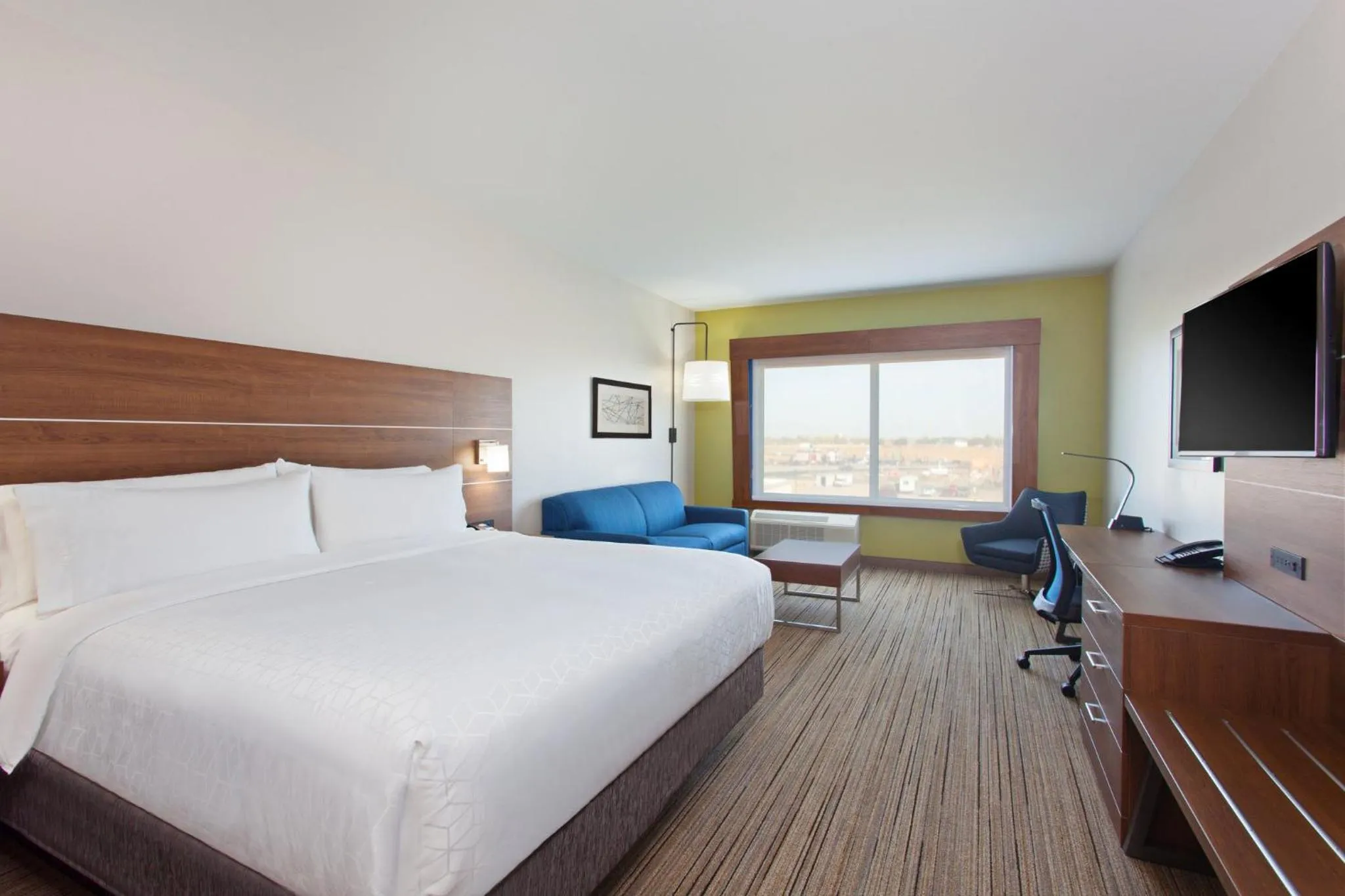 Photo of the whole room, Bed in Holiday Inn Express & Suites - Moses Lake by IHG
