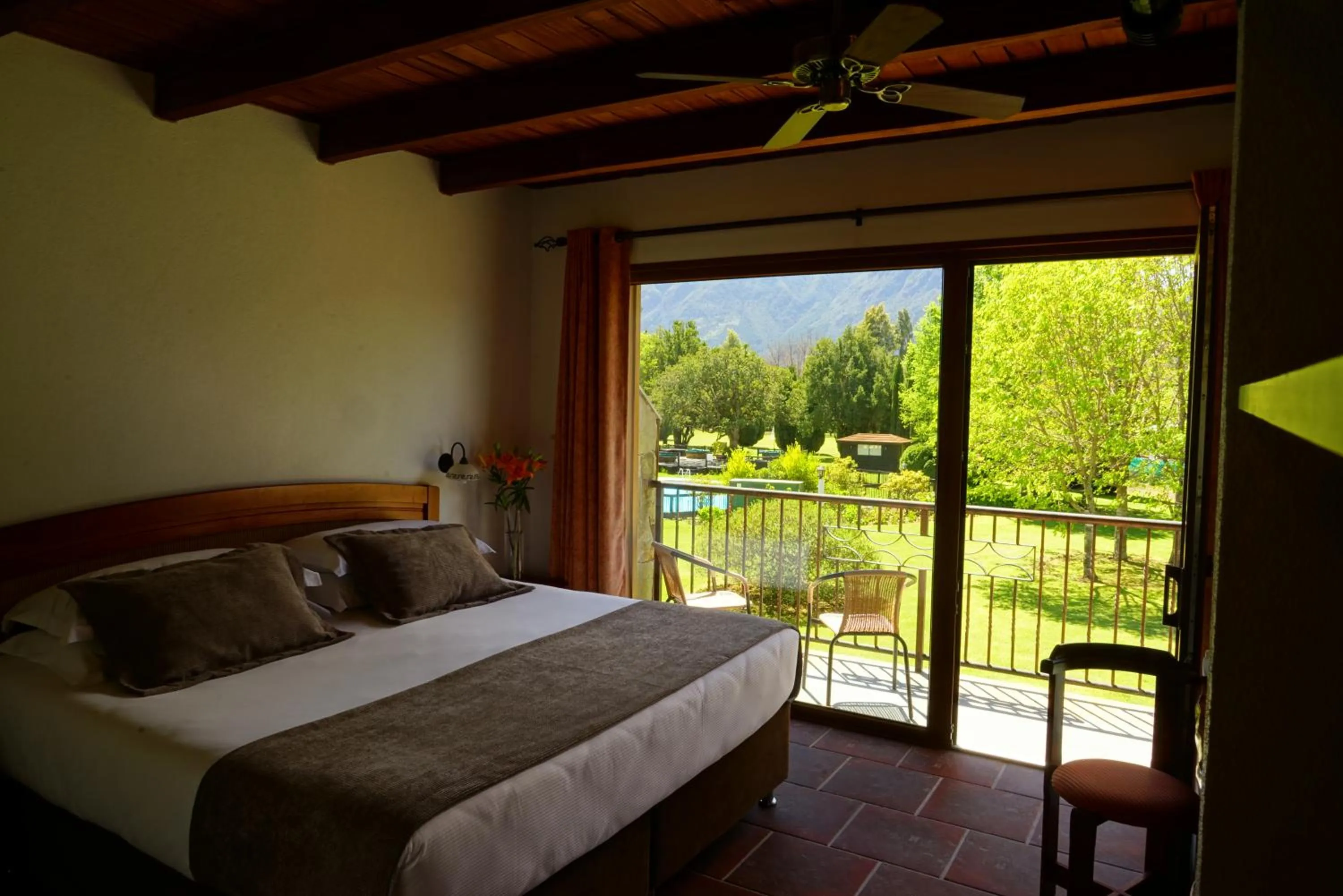 Bed in Hotel Pucon Green Park