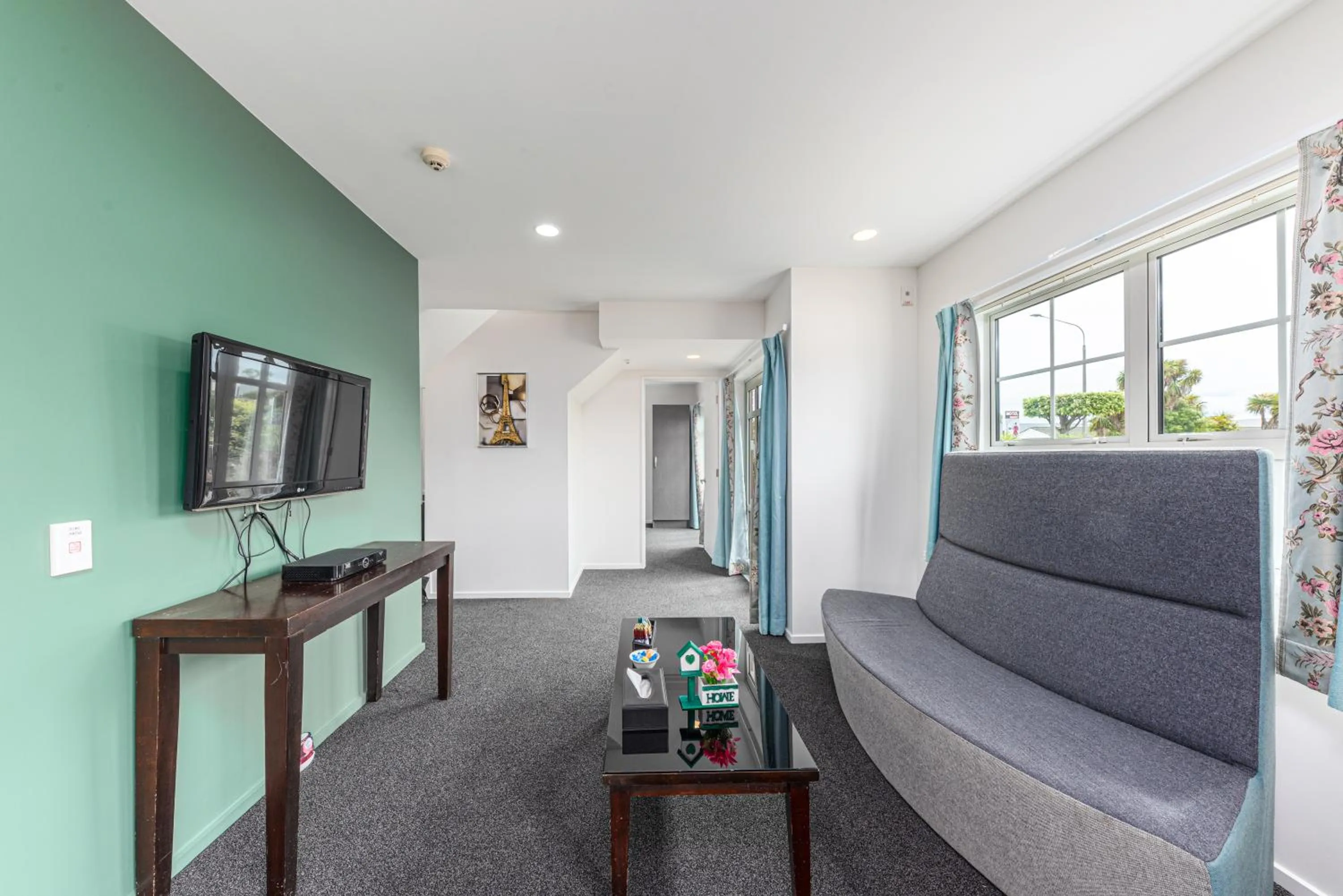 TV and multimedia in 315 Motel Riccarton